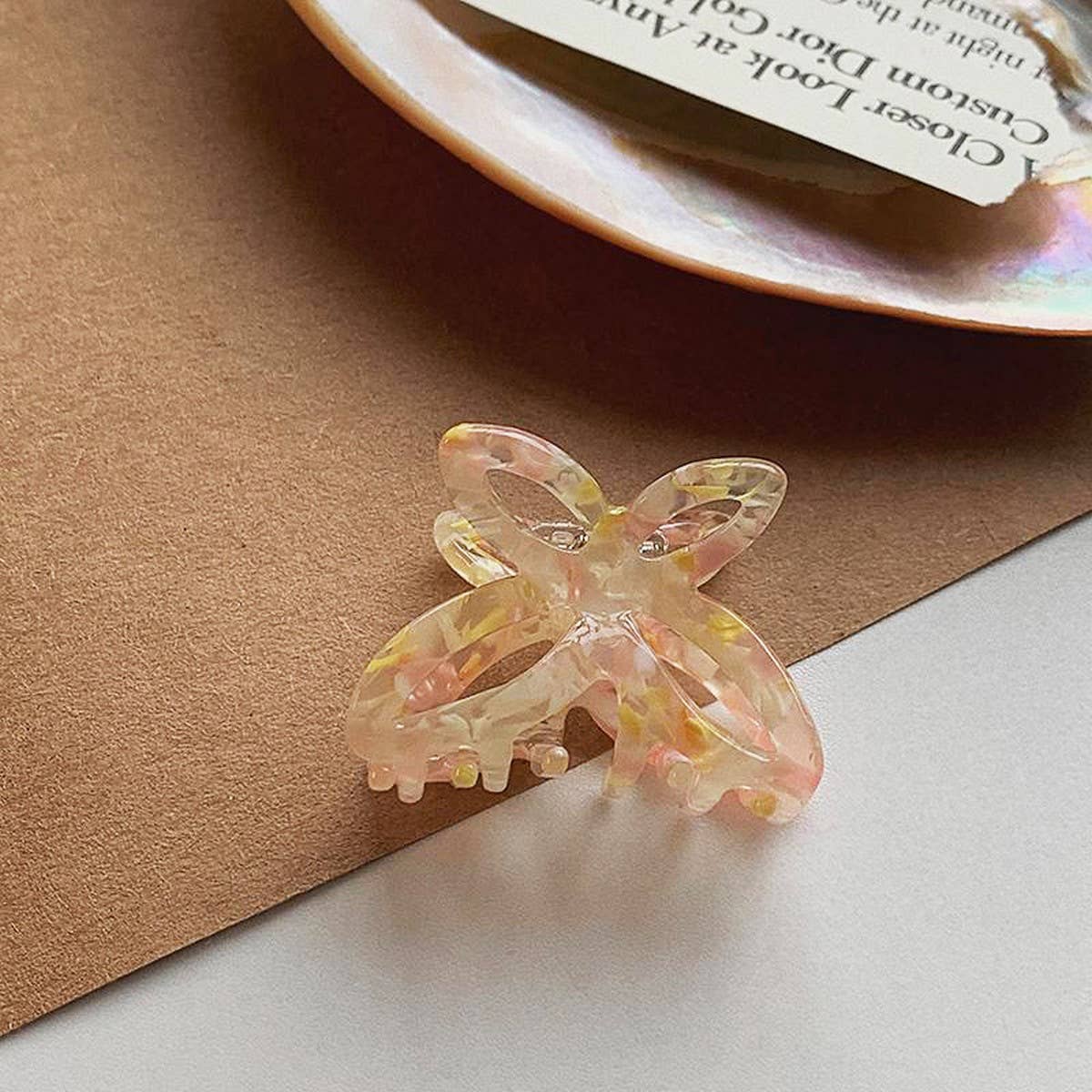 MINI BUTTERFLY ACETATE HAIR CLAW ELEGANT CLIP_CWAHA2643