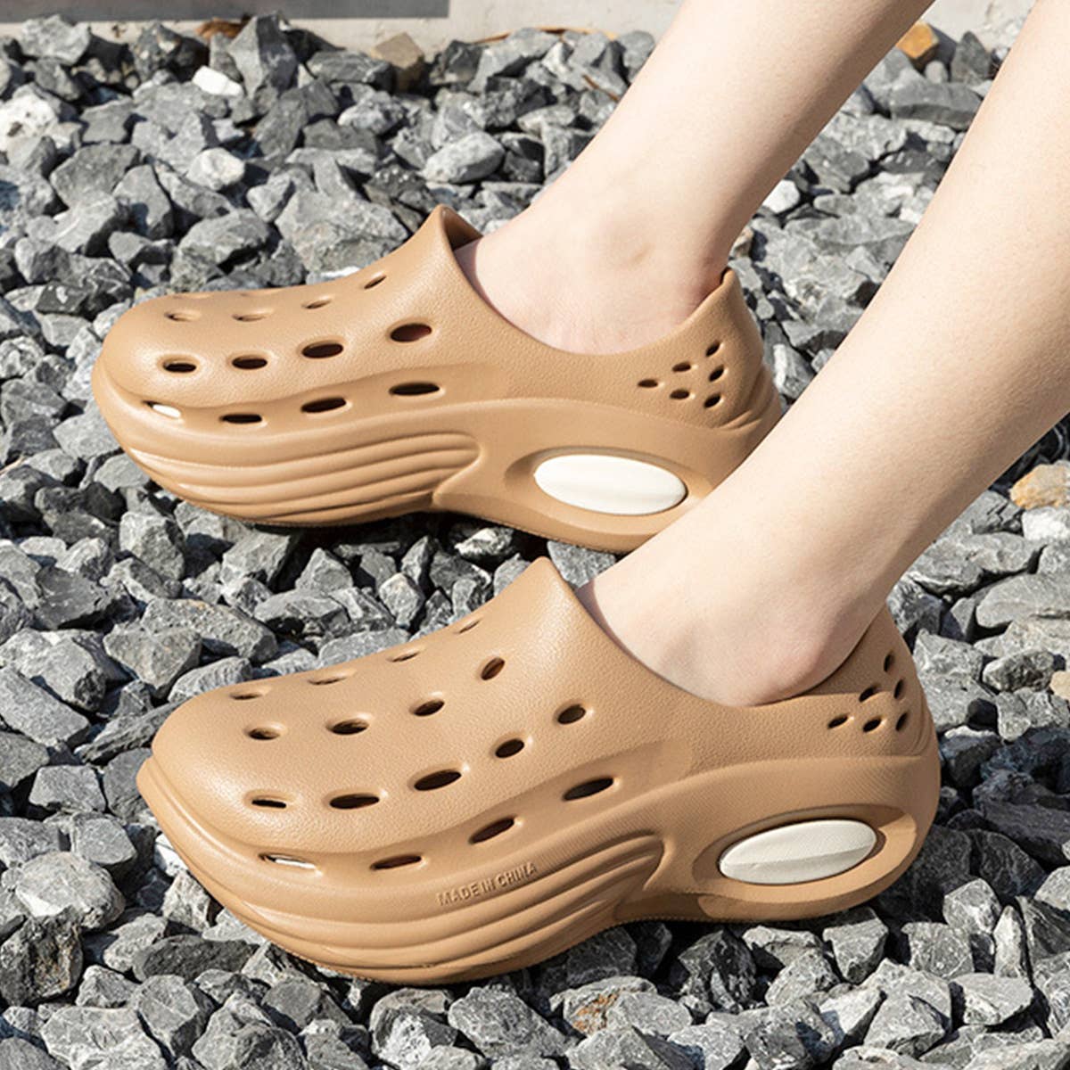 2024 NEW CASUAL OUTDOOR HOLE SANDALS_CWSHS0809