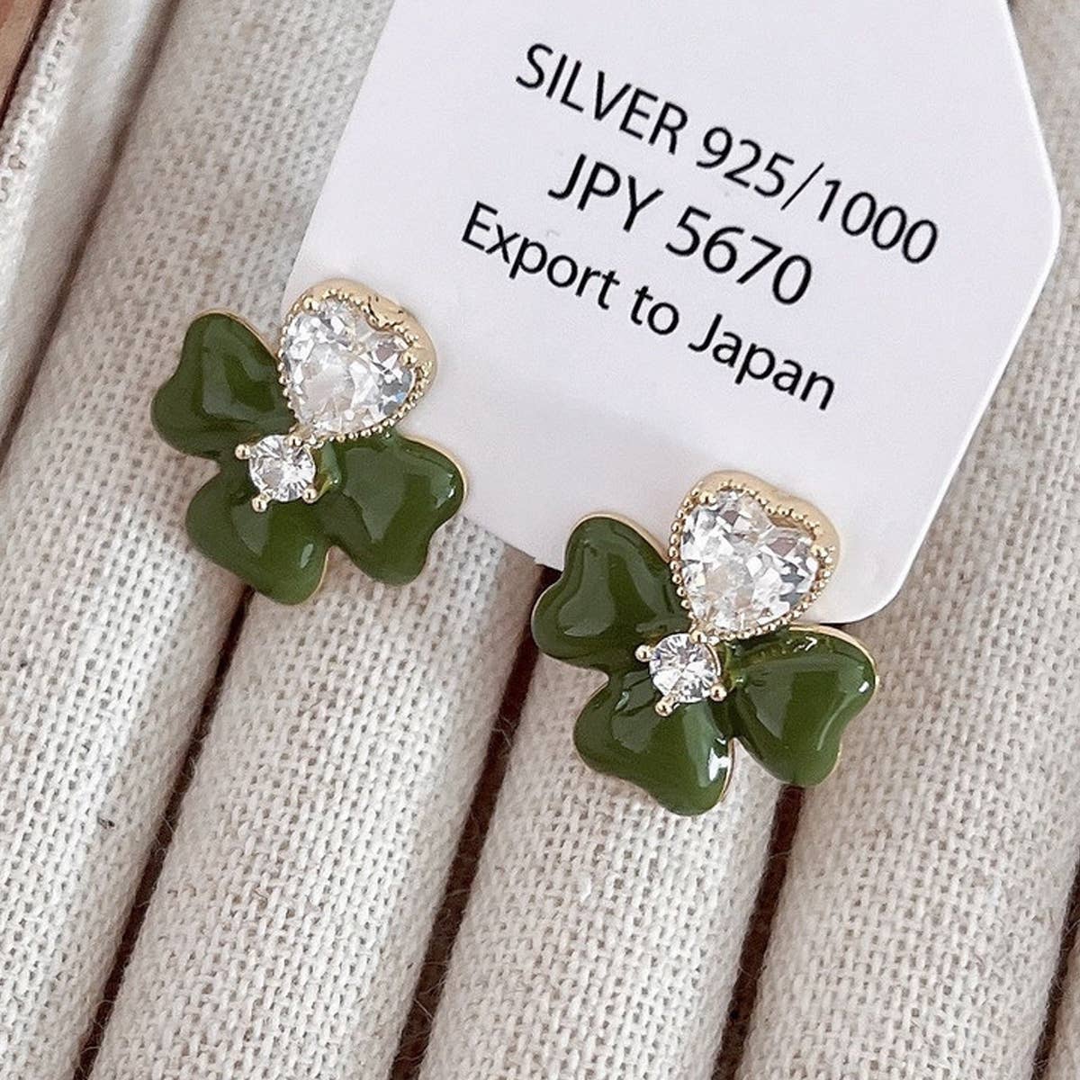 GREEN HEART FLOWER EARRINGS_CWAJE2042