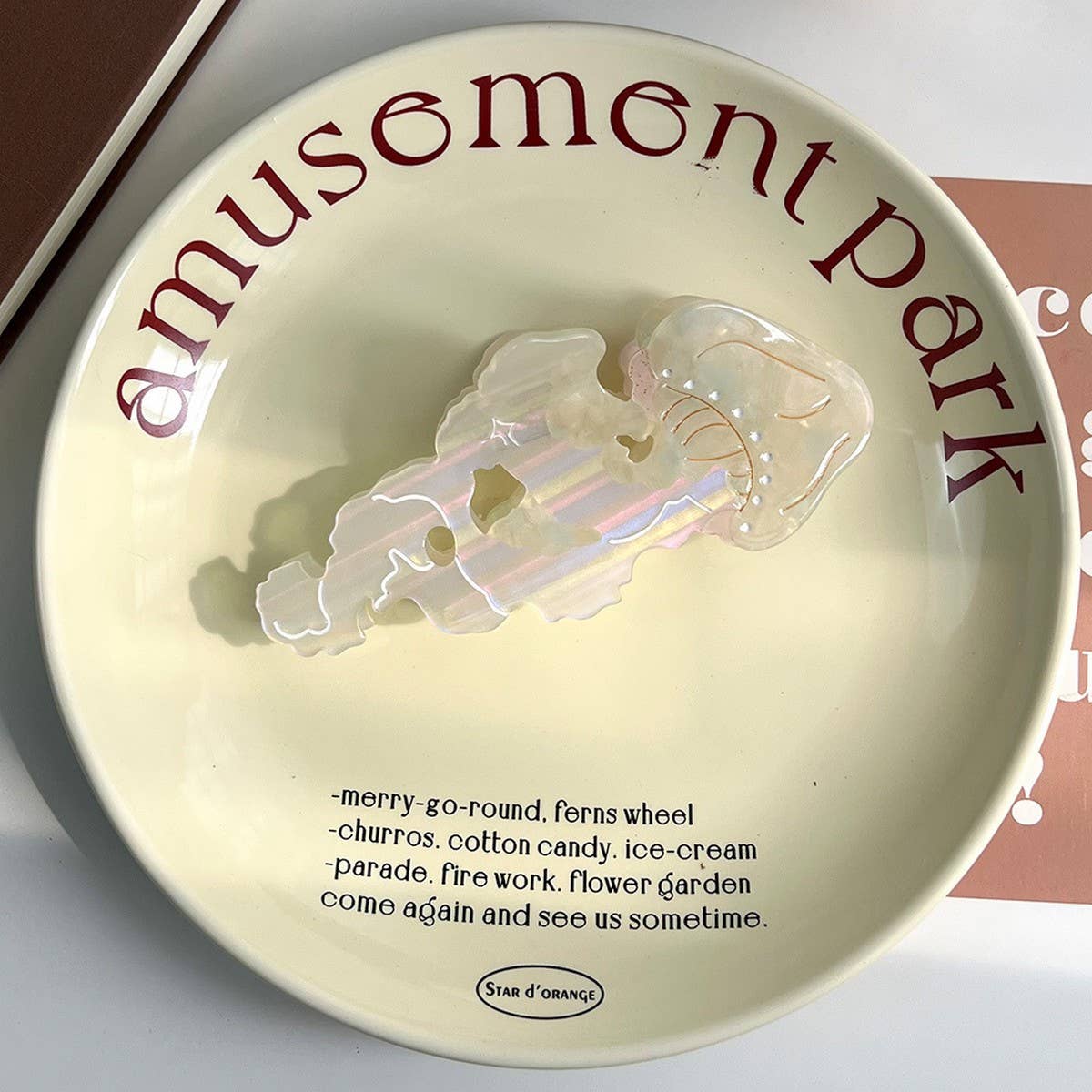 OCEAN JELLYFISH HAIR CLAW DOPAMINE COLOR CLIP_CWAHA5725