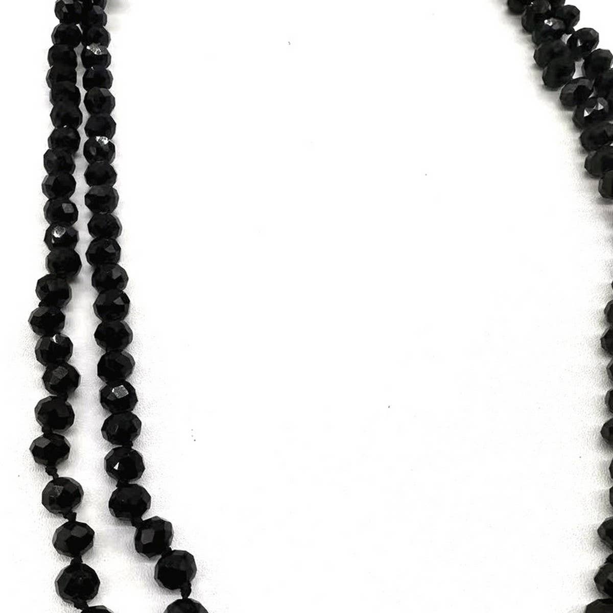 BLACK CRYSTAL KNOT SIMPLE LONG NECKLACE_CWMM4861
