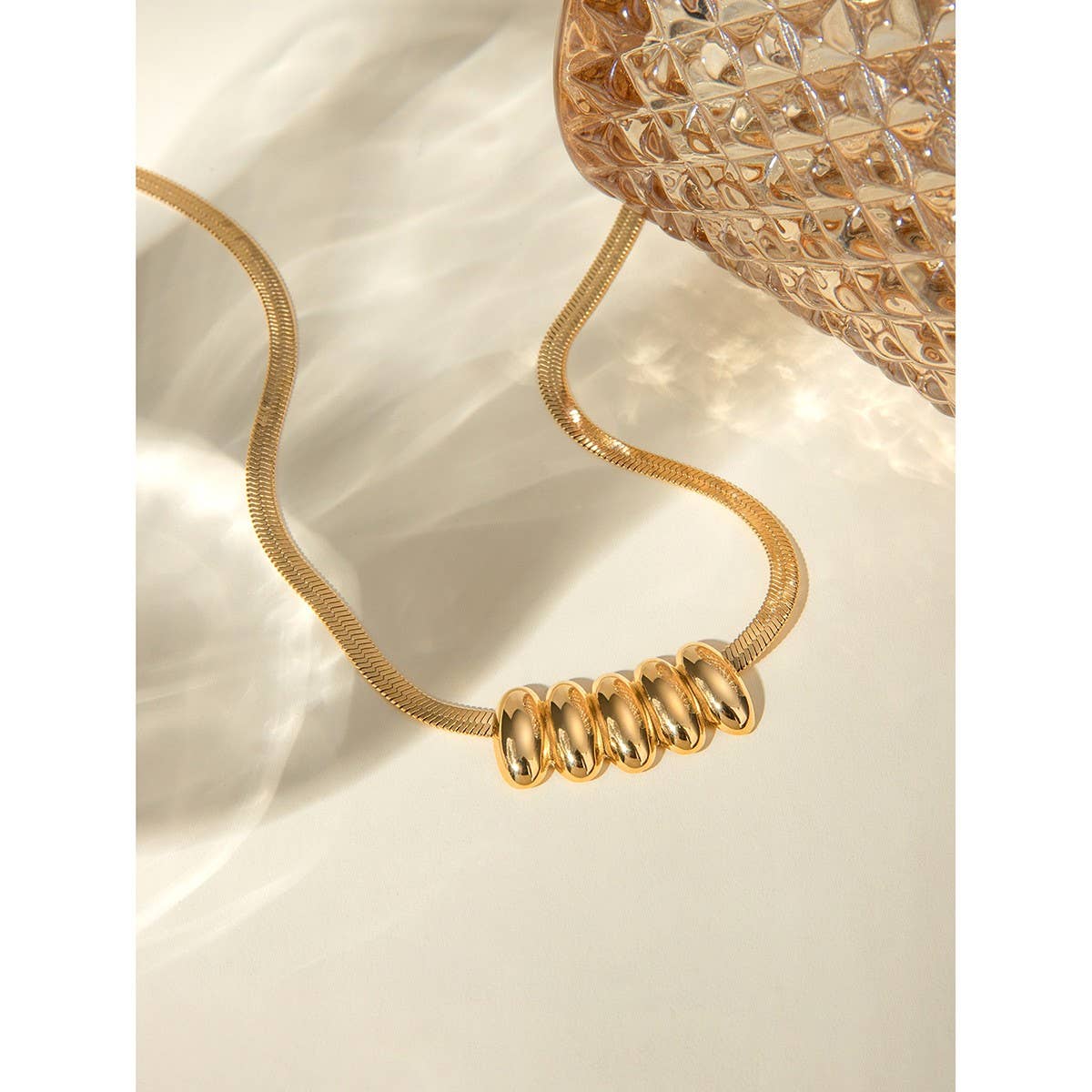 SMALL WAIST OVAL SNAKE BONE NECKLACE_CWAJE1786