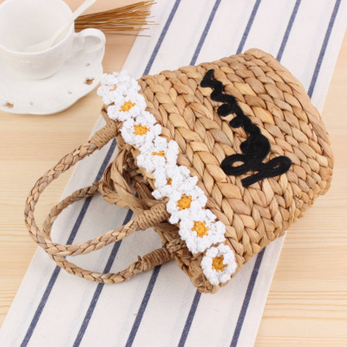 Versatile Daisy Flower Hand Woven Shoulder Bag_Cwab2114