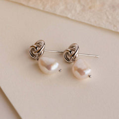Versatile Pearl Earrings Sweet Geometric Design