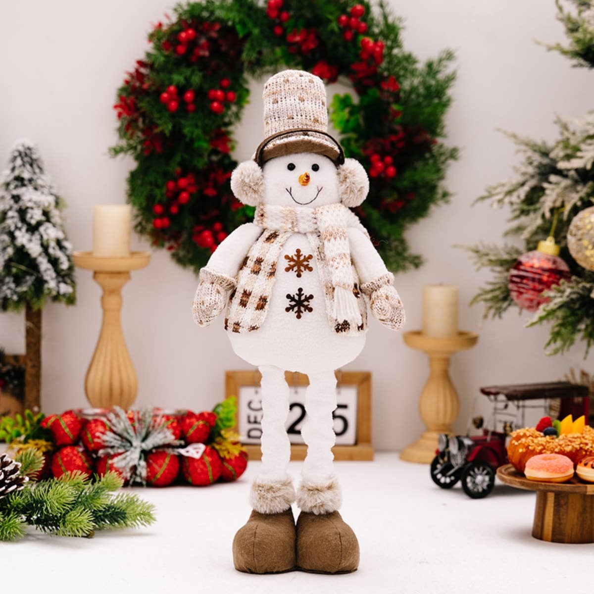 Cwmm2994_The Retractable Christmas Spirit Is Not Just Doll
