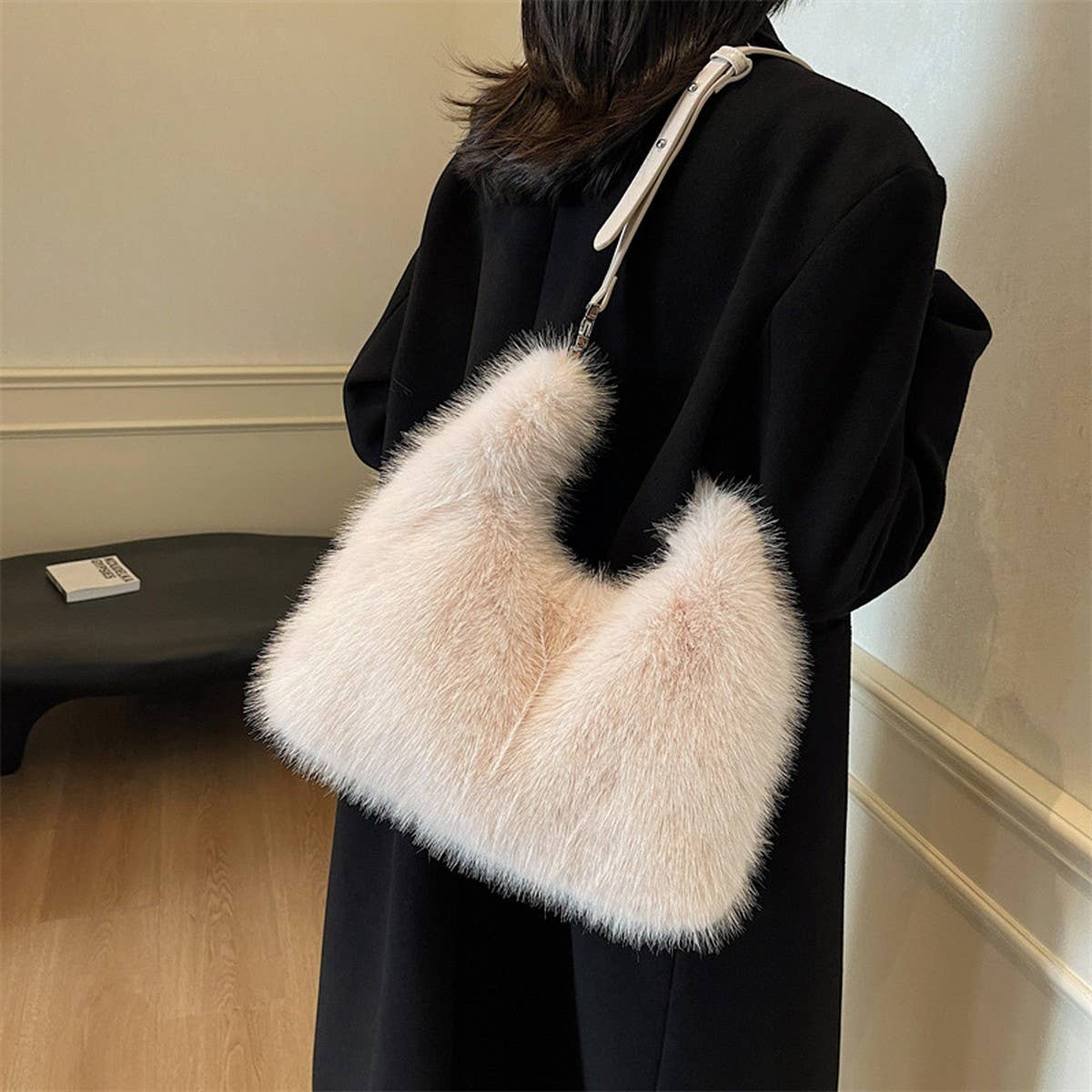 Winter Faux Fox Fur Plush Shoulder Crossbody Bag_Cwab3976