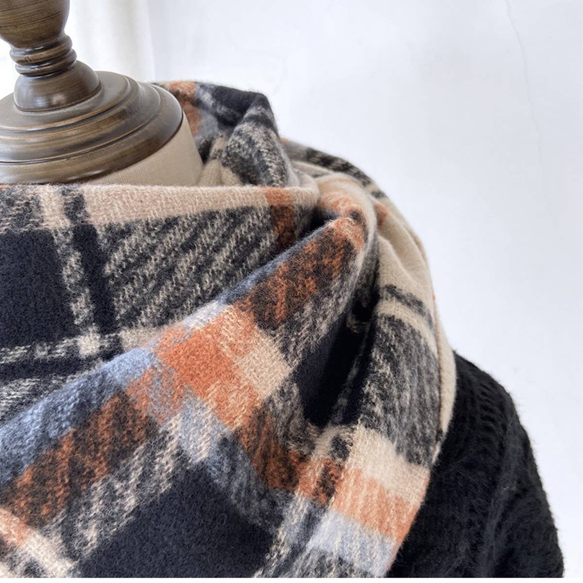 Plaid Thick Scarf Winter Warm Shawl With Tassels_Cwasc1462