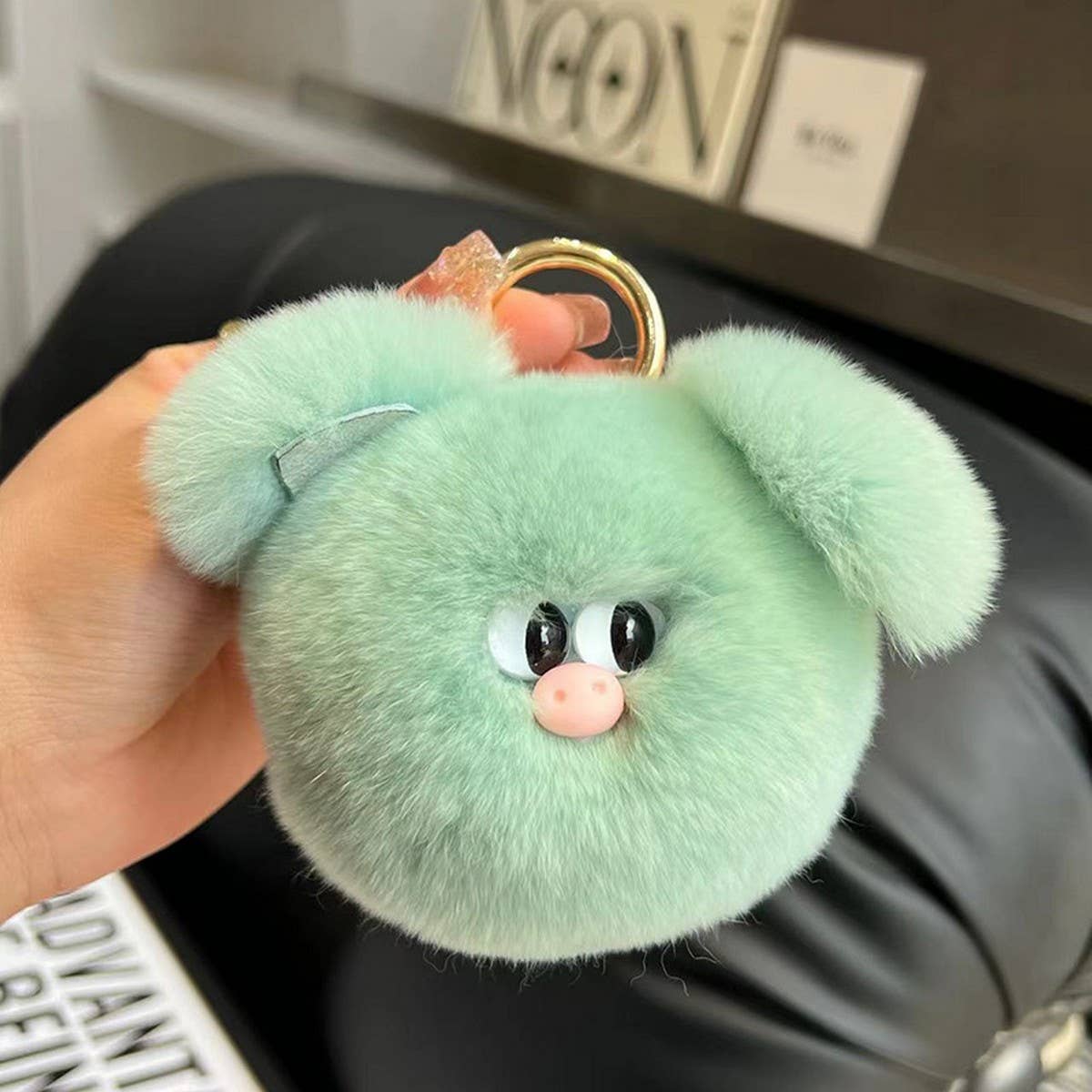 CUTE PIG PLUSH CAR KEYCHAIN BAG ACCESSORIES_CWMM2589