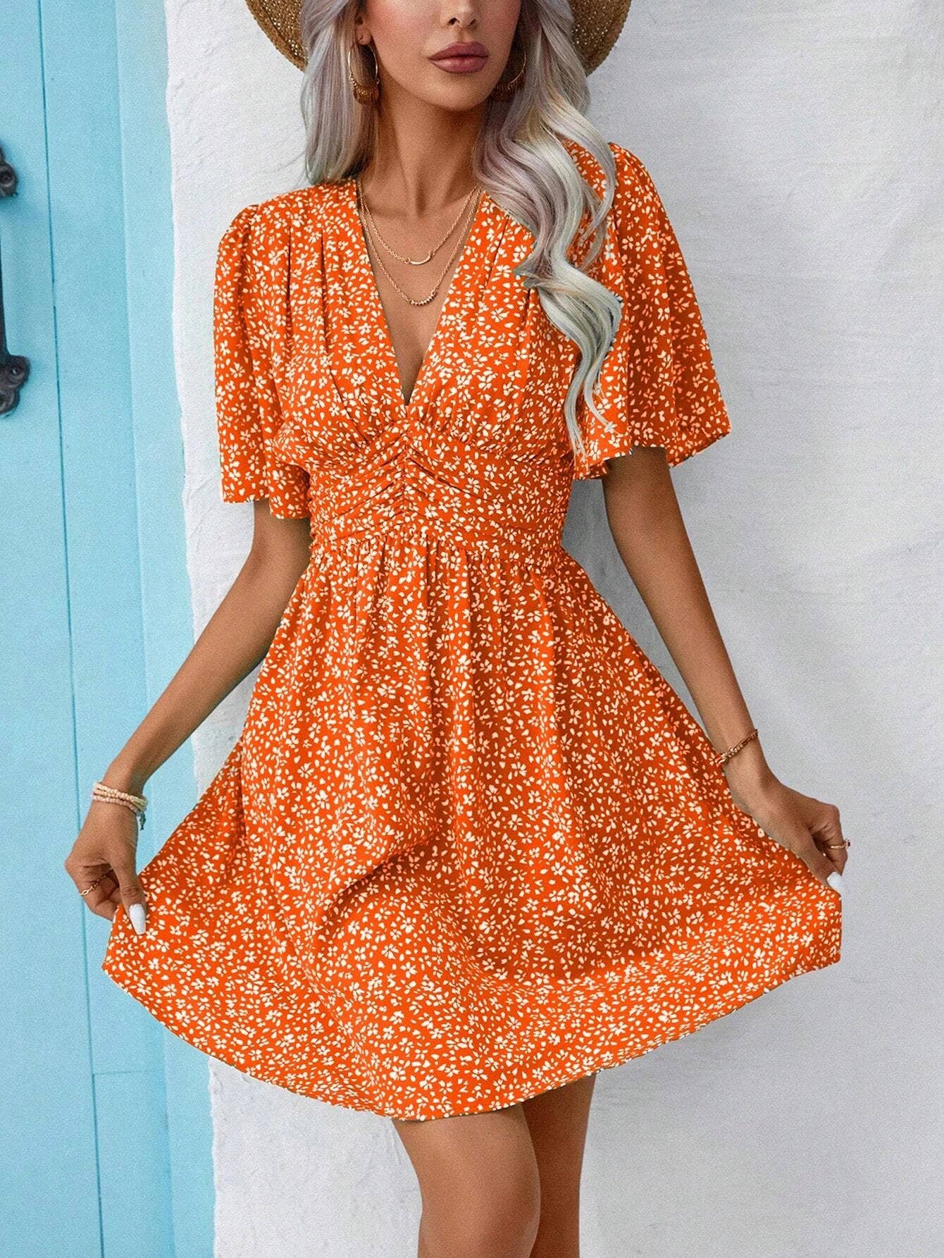 V-Neck Print Floral Pleated Dress