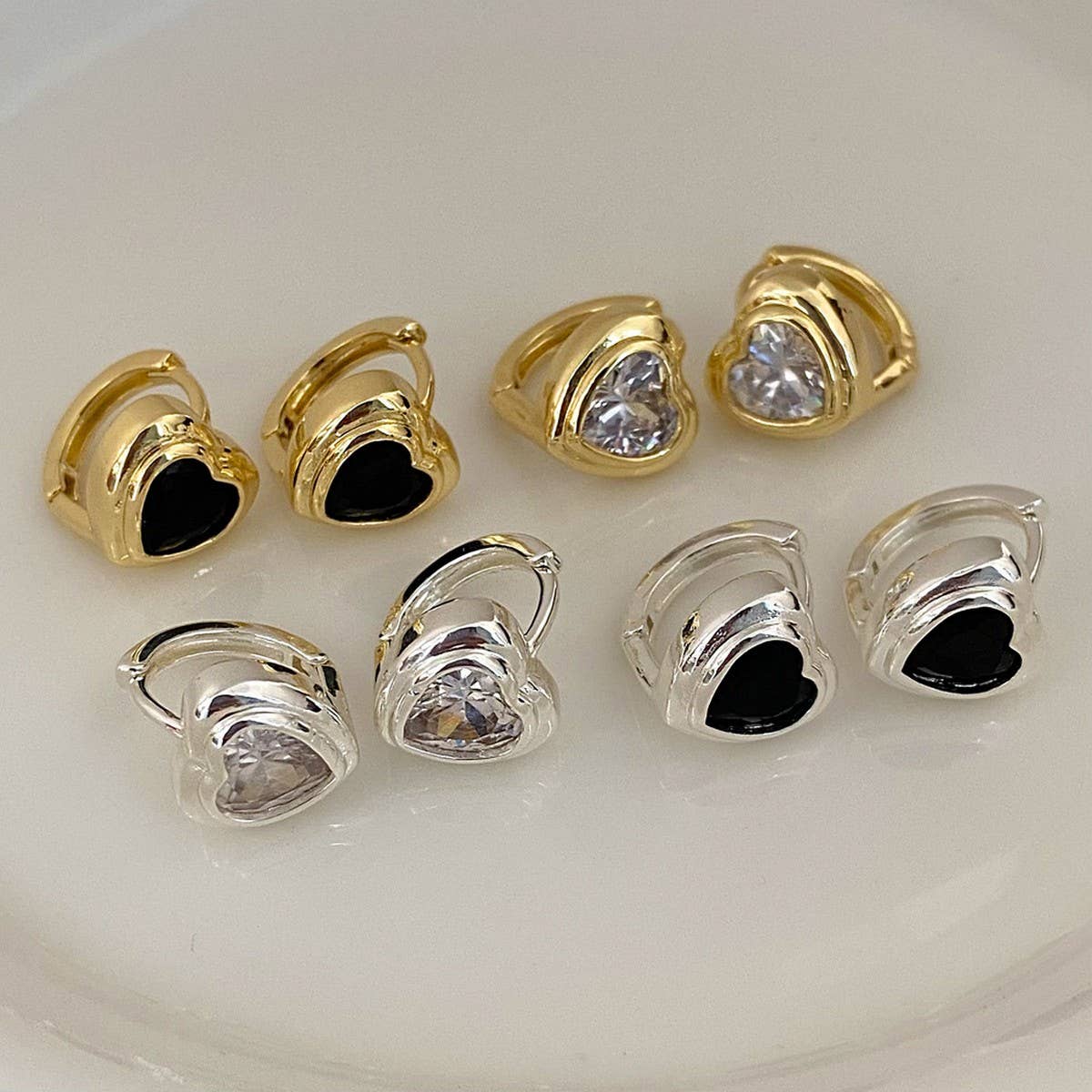 Valentines Day Retro High-End Heart Earrings