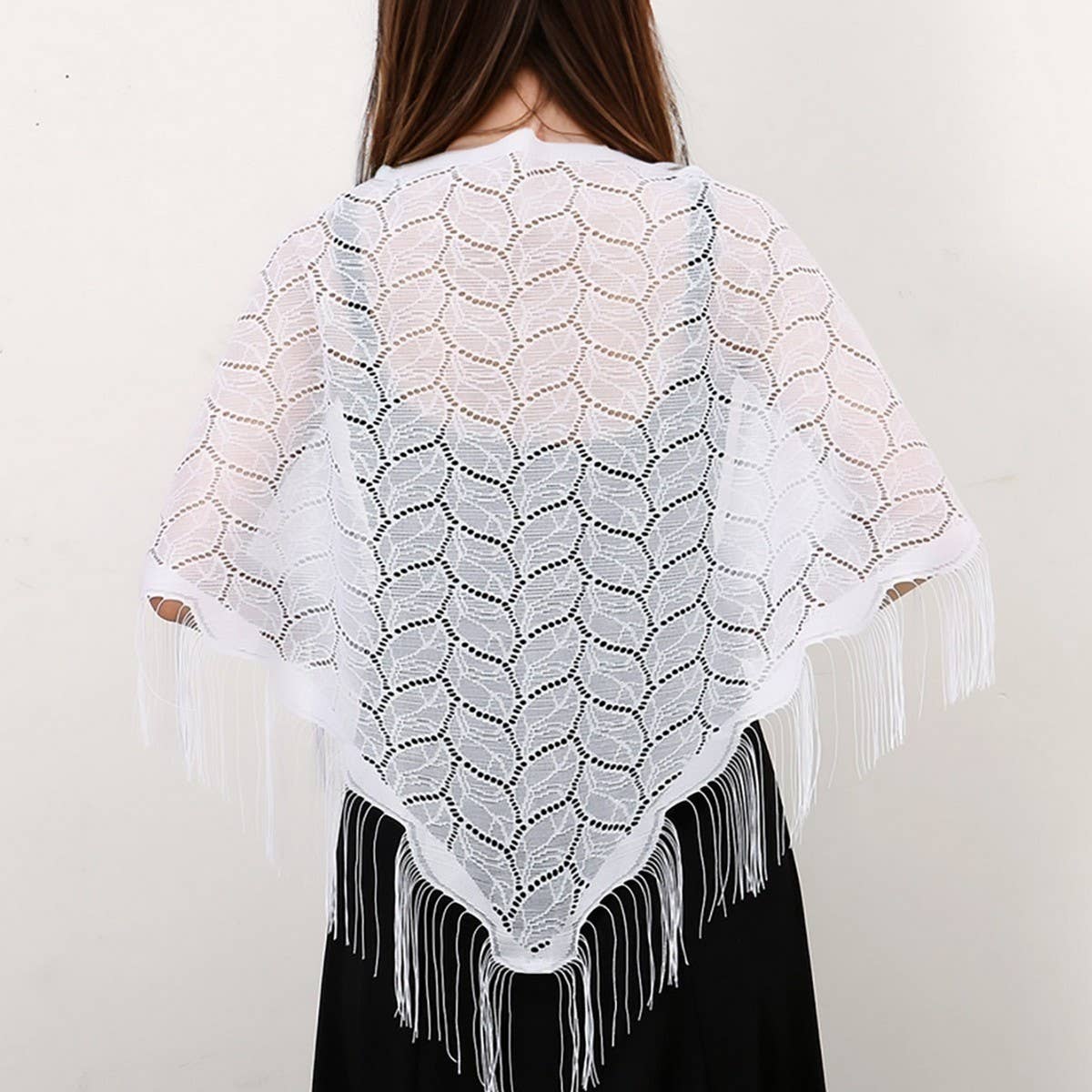 SUMMER WAISTCOAT HOLLOW TASSEL TRIANGLE SHAWL_CWMM1997