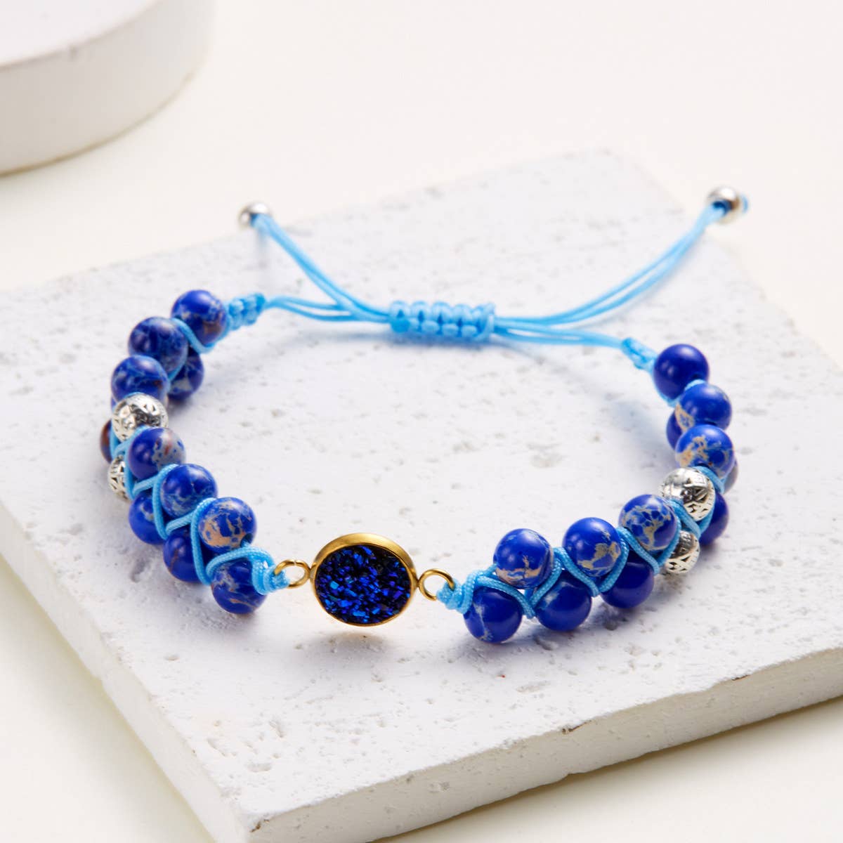 HAND WOVEN ROUND STONE BRACELET_CWAJE2425