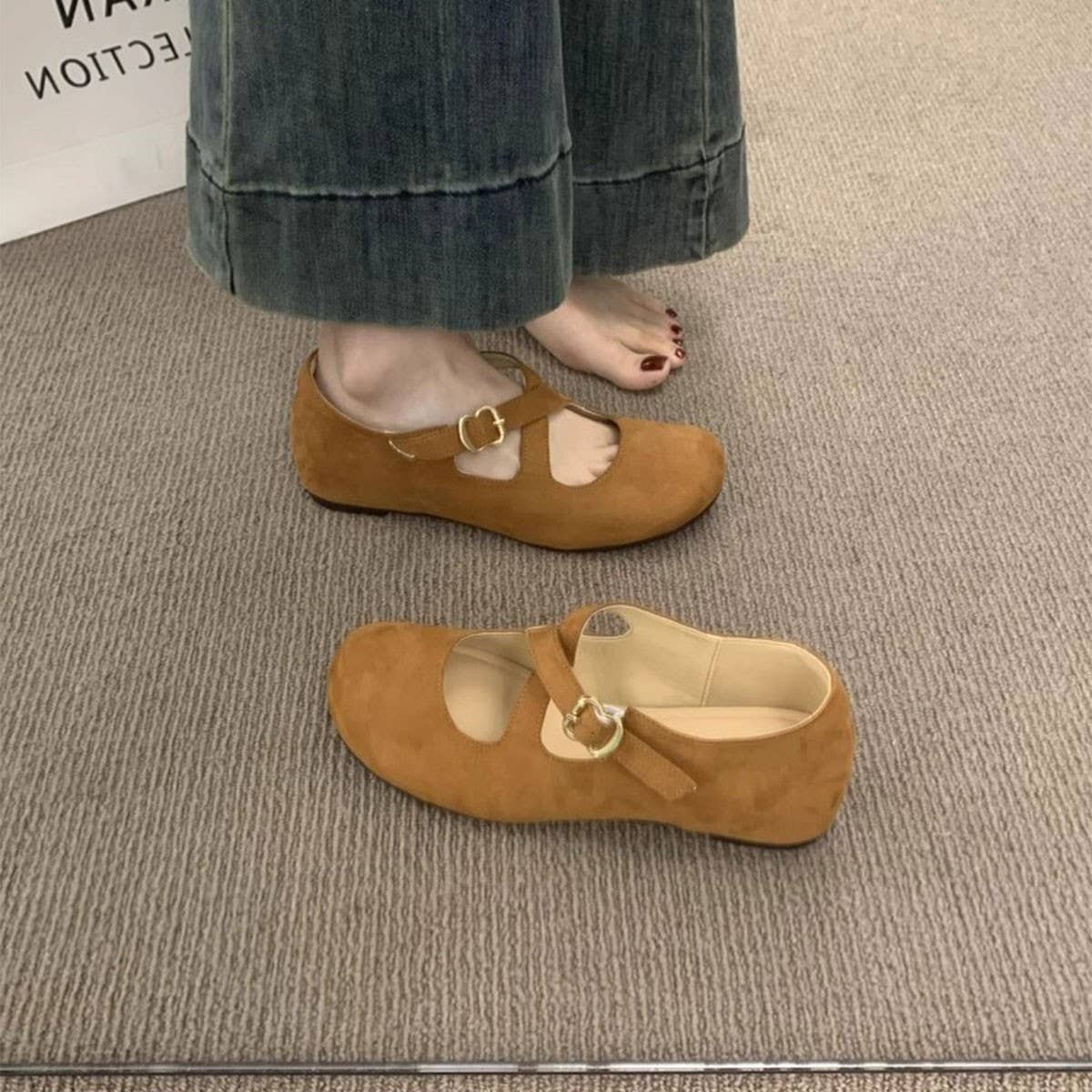 SUEDE CROSS STRAP WEDGE MARY JANE FLATS_CWSHF0129