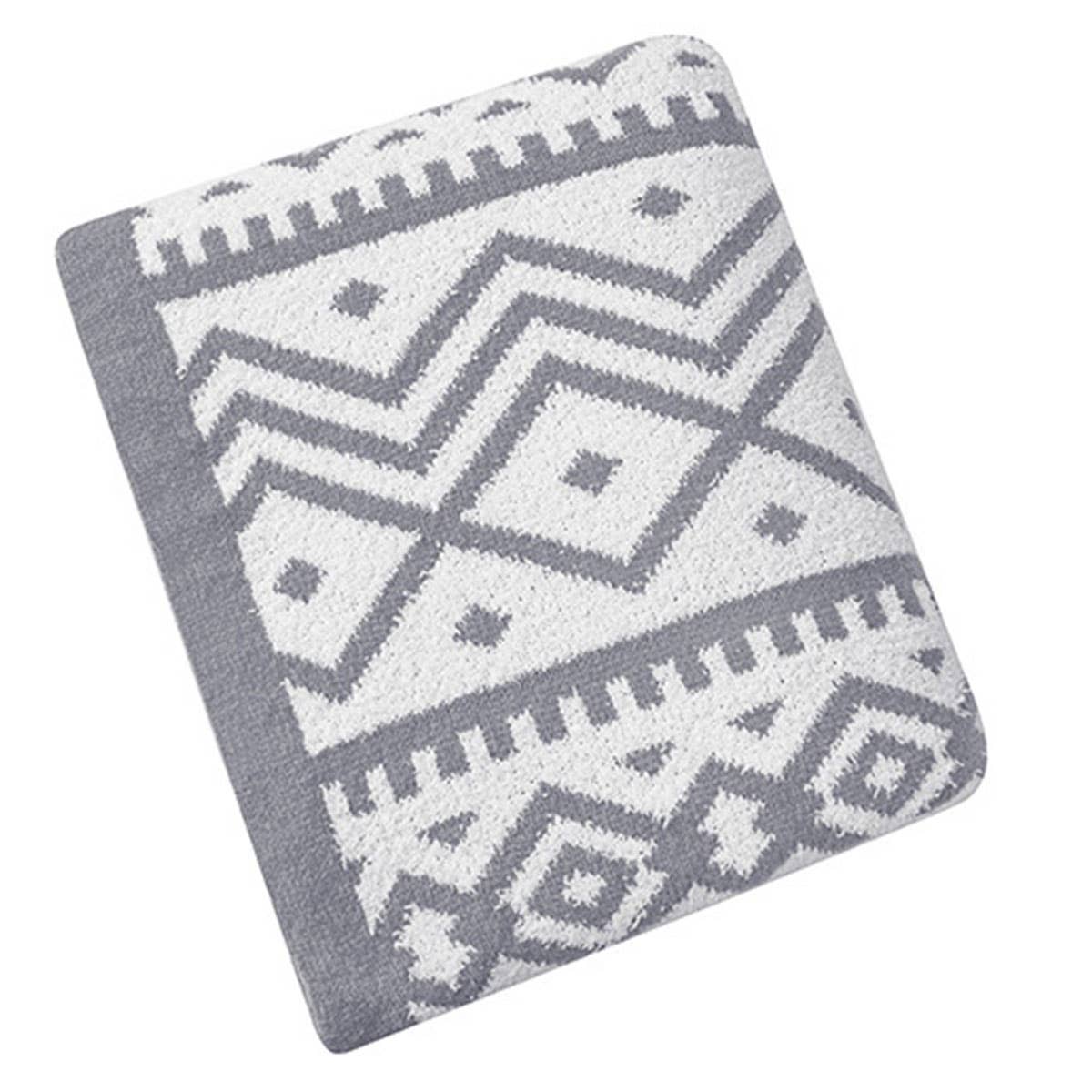 KNITTED SOFT AND LIGHT GEOMETRIC PATTERN BLANKET_CWMM0208