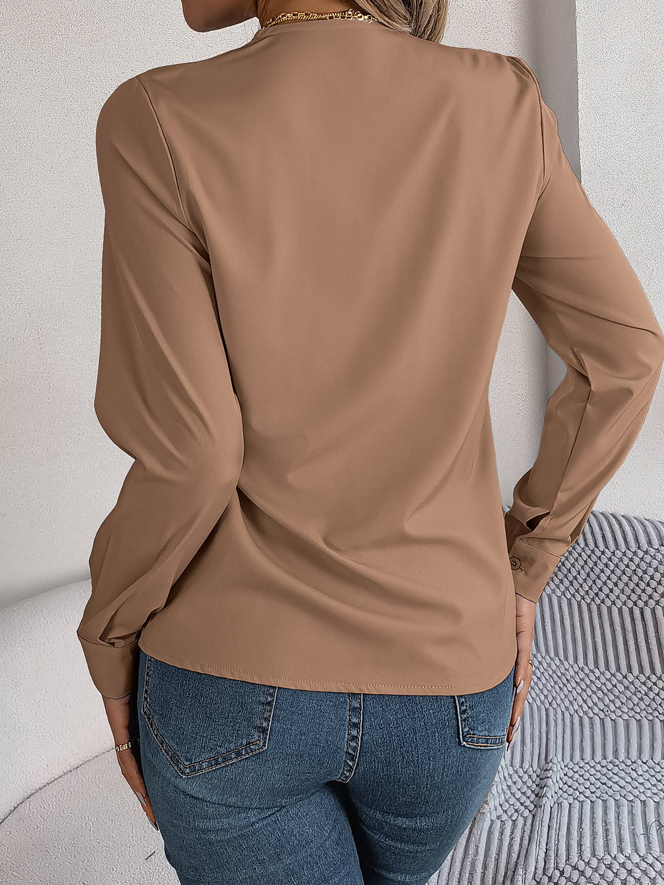 Solid Color Layered V-Neck Long-Sleeved Shirt