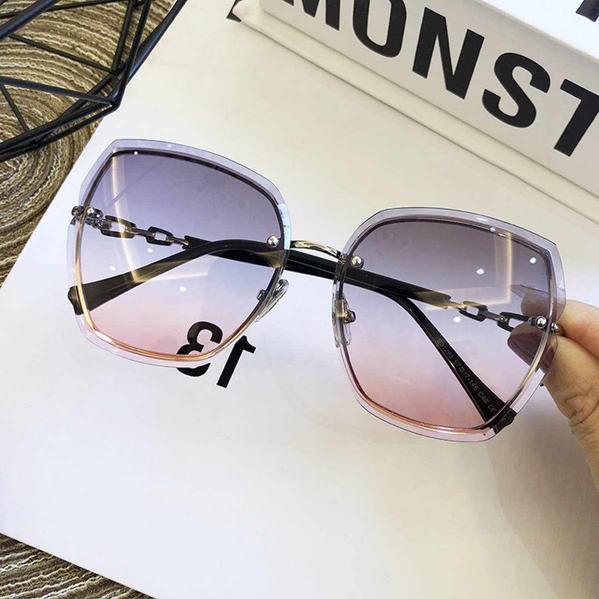 Women Retro Rimless Crystal Sunglasses_Cwasg0231