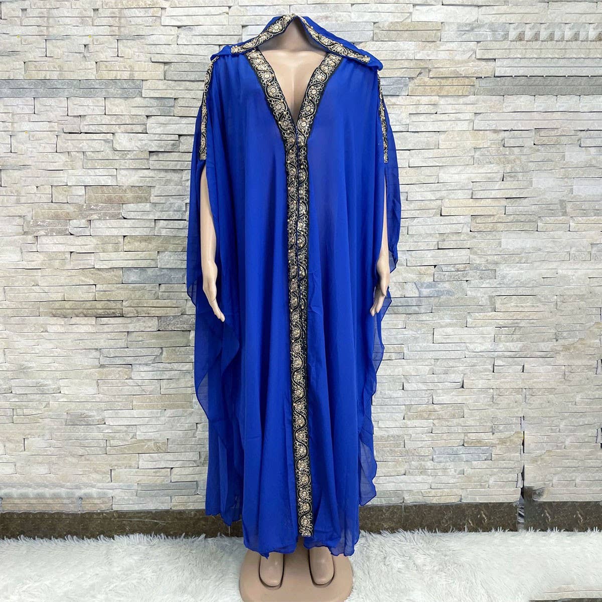 EMBROIDERED CHIFFON HOODED ABAYA CAPE_CWMM6146