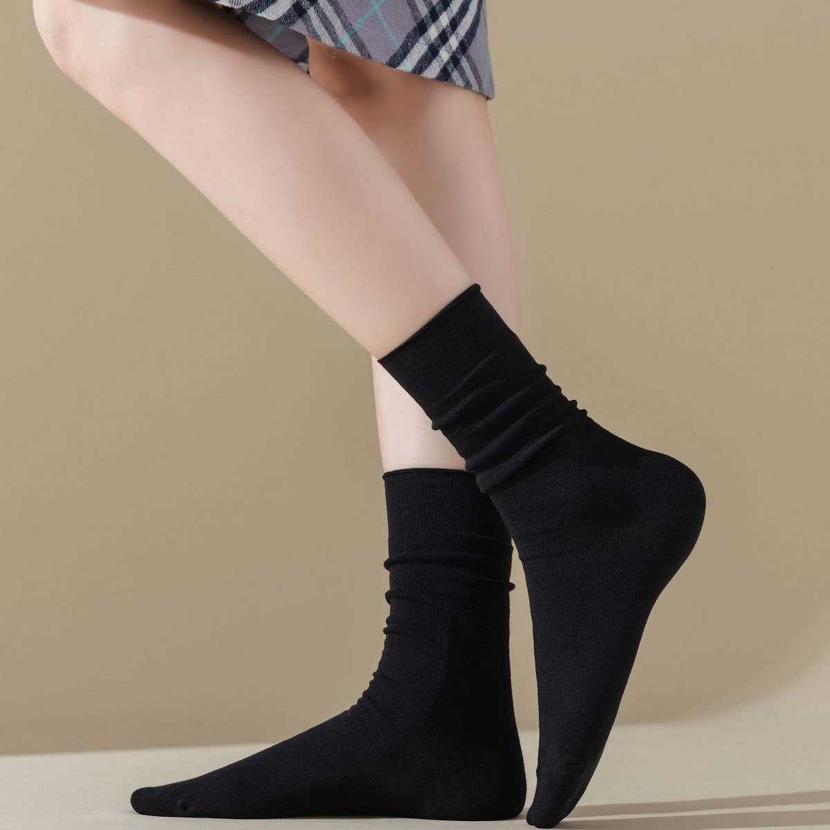 Women Leisure Solid Color Pile Socks_Cwms0288