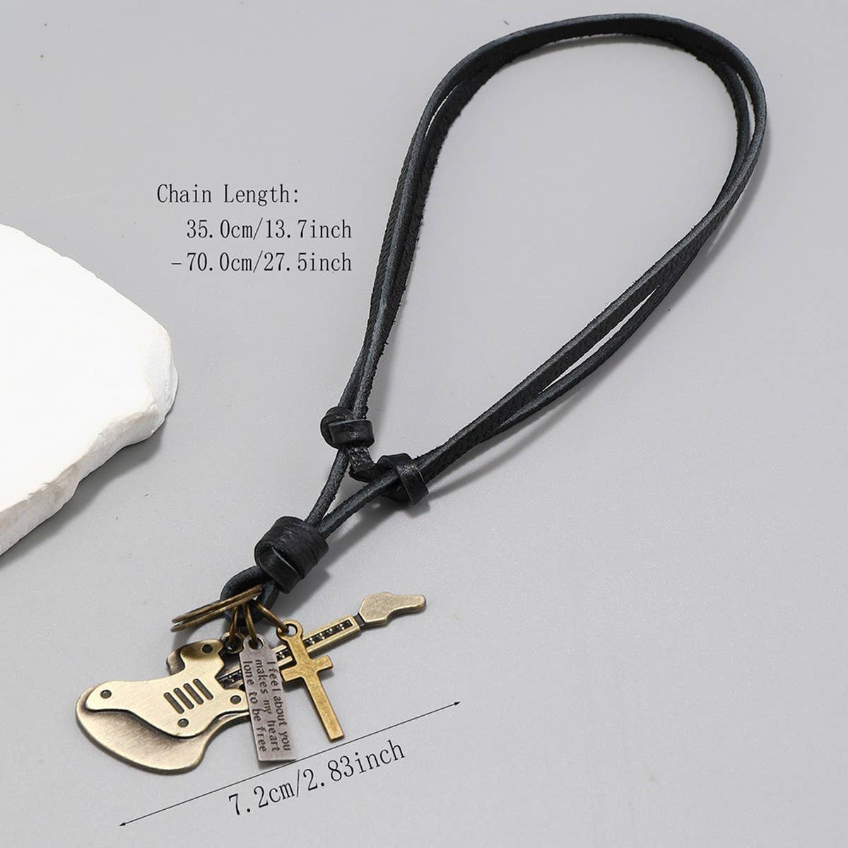 SIMPLE VINTAGE GUITAR PENDANT COWHIDE NECKLACE_CWMM4591