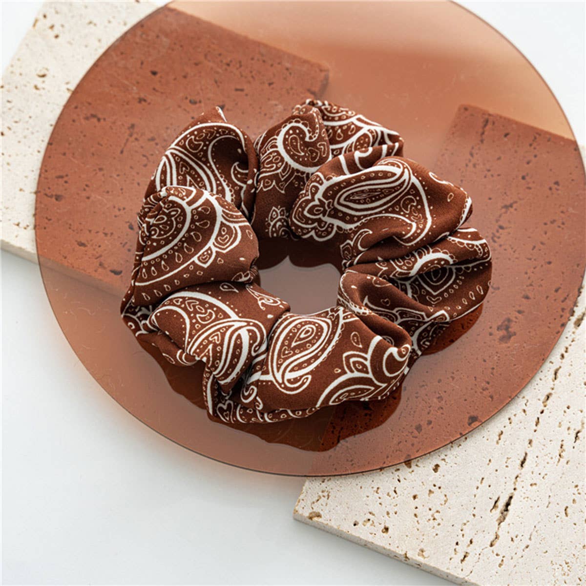 PAISLEY PRINT SCRUNCHIES_CWAHA0351