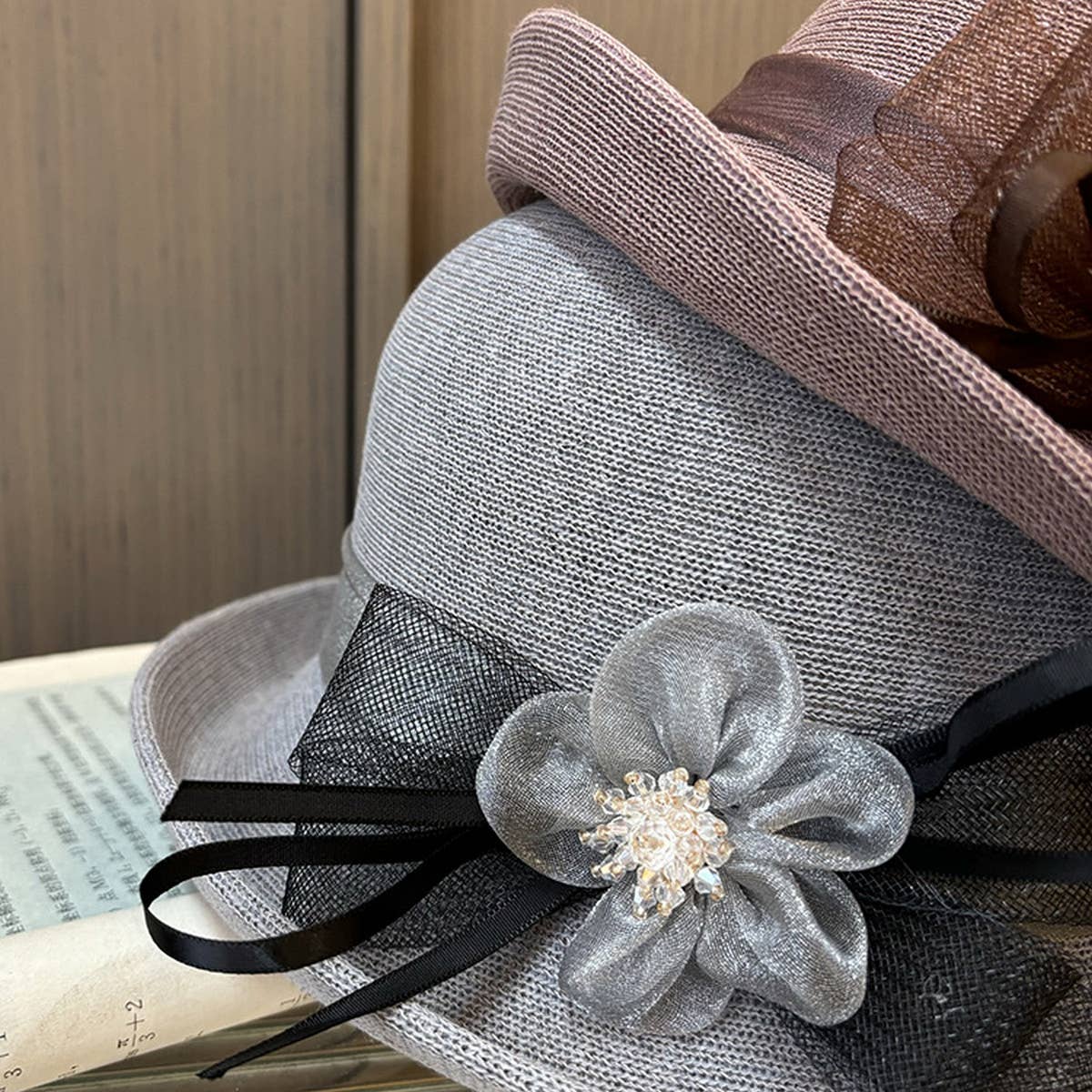 KNITTED SUNSHADE MESH FLOWER BOW BUCKET HAT_CWAH1212