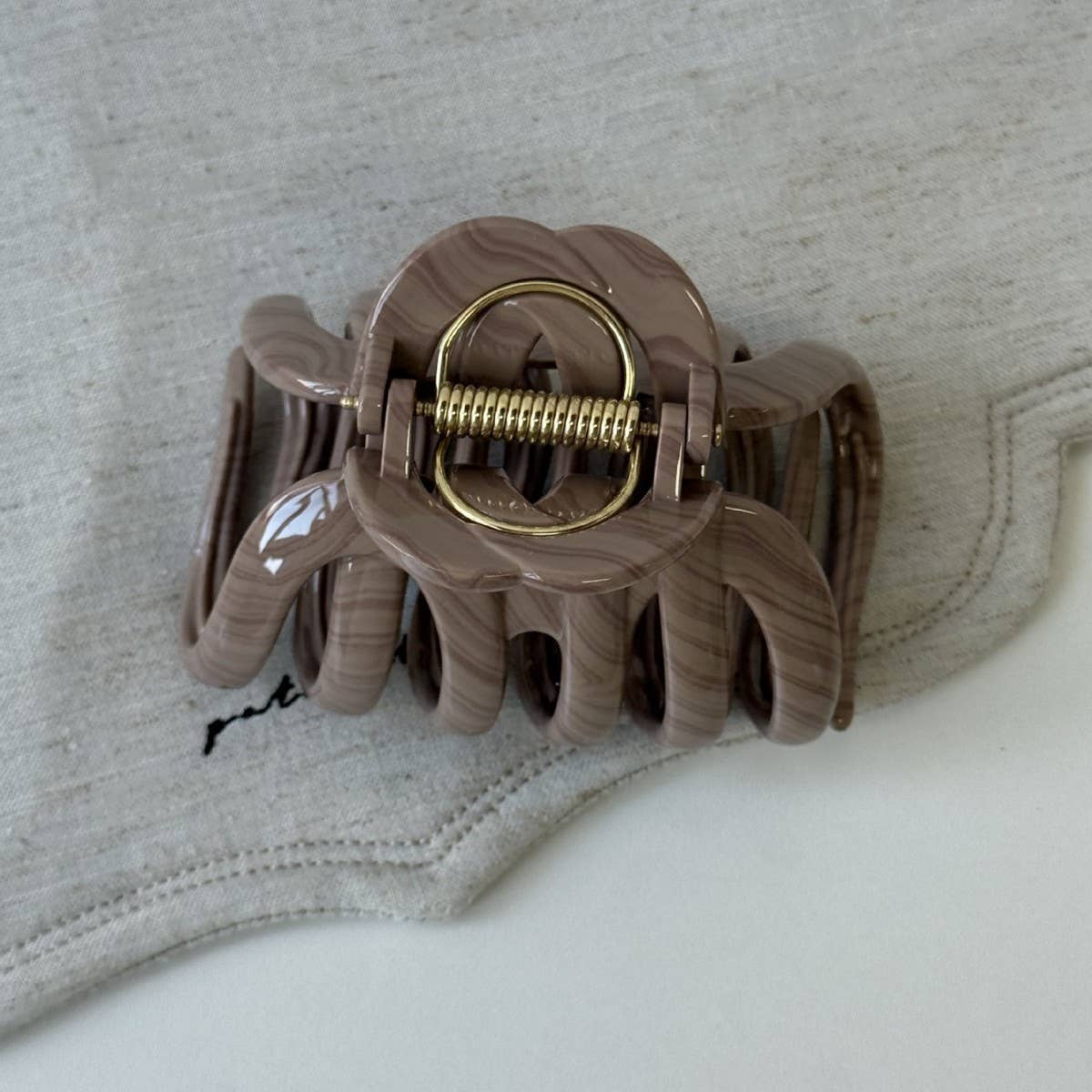 Relaxed Bun Claw Clip Retro Elegant Hair Grip_Cwaha08237