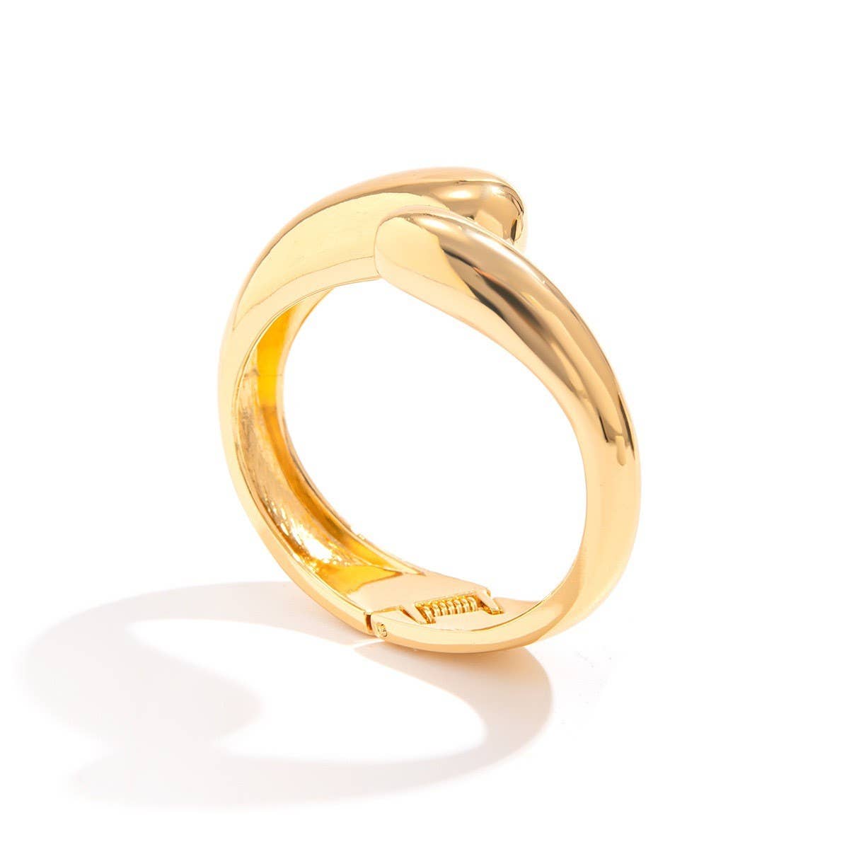 DESIGN METAL GLOSSY WATER DROP HUG BRACELET_CWMM3086