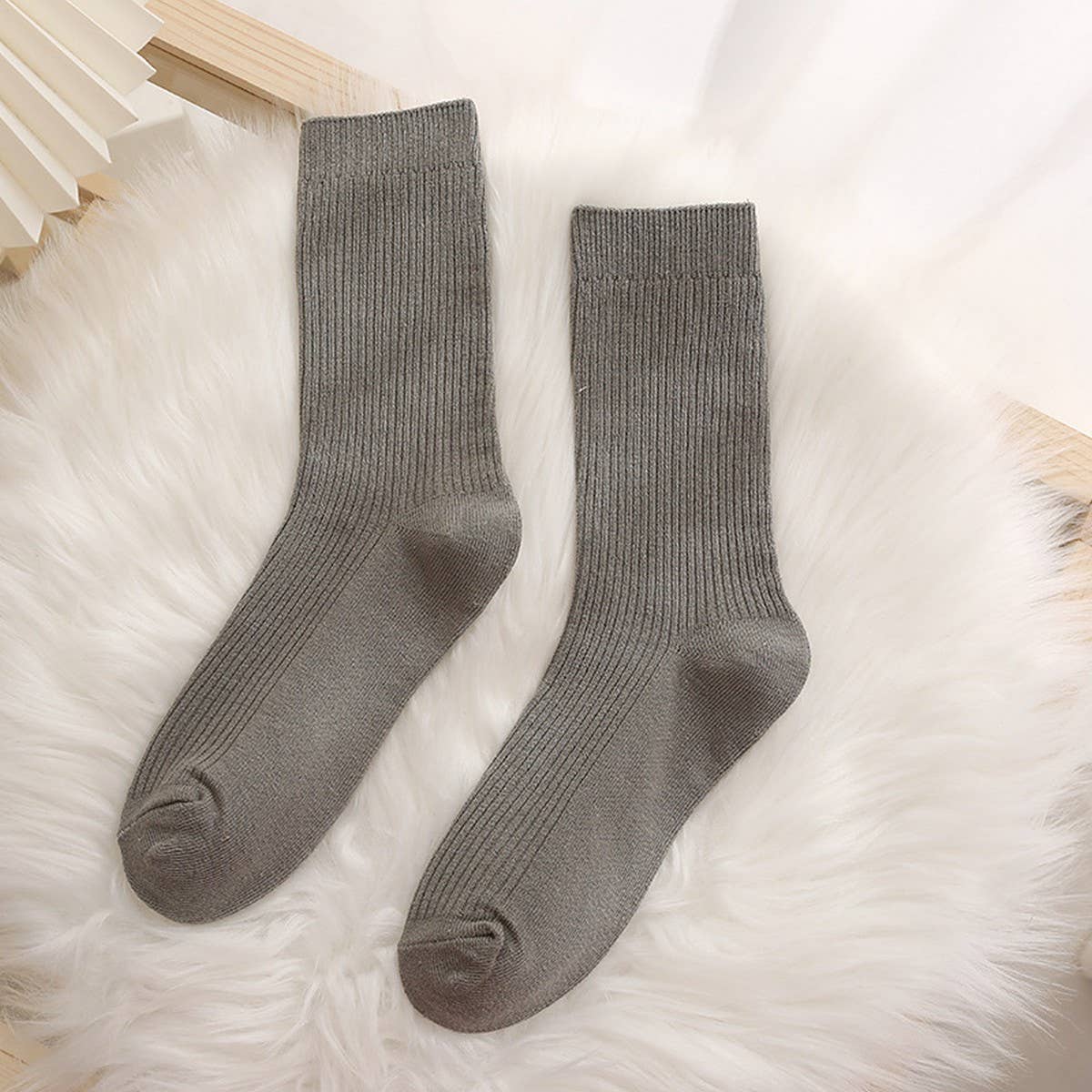 AUTUMN AND WINTER SOLID COLOR MID CALF SOCKS_CWMS0978