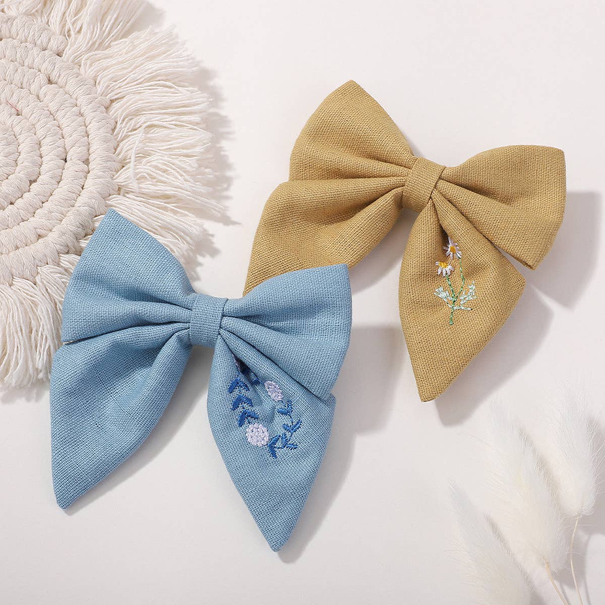 CHILDRENS EMBROIDERED FLORAL BOW HAIRPIN_CWAHA2352