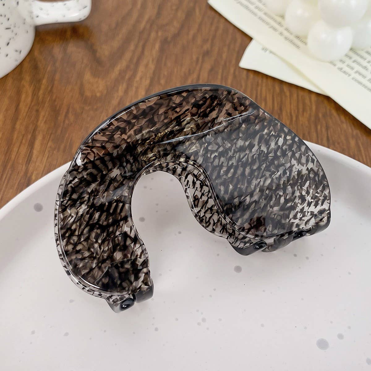 ELEGANT ACETATE HAIR CLAW BACK BUN SHARK CLIP_CWAHA1594