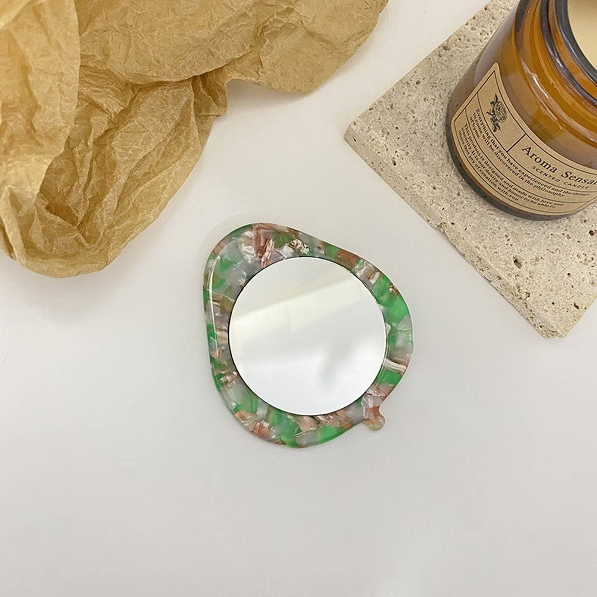 COMPACT ACETATE LEAF SHAPED MAKEUP MIRROR_CWMM6398