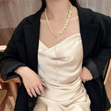 LONG LEAF NATURAL PEARL SWEATER NECKLACE_CWAJE3891