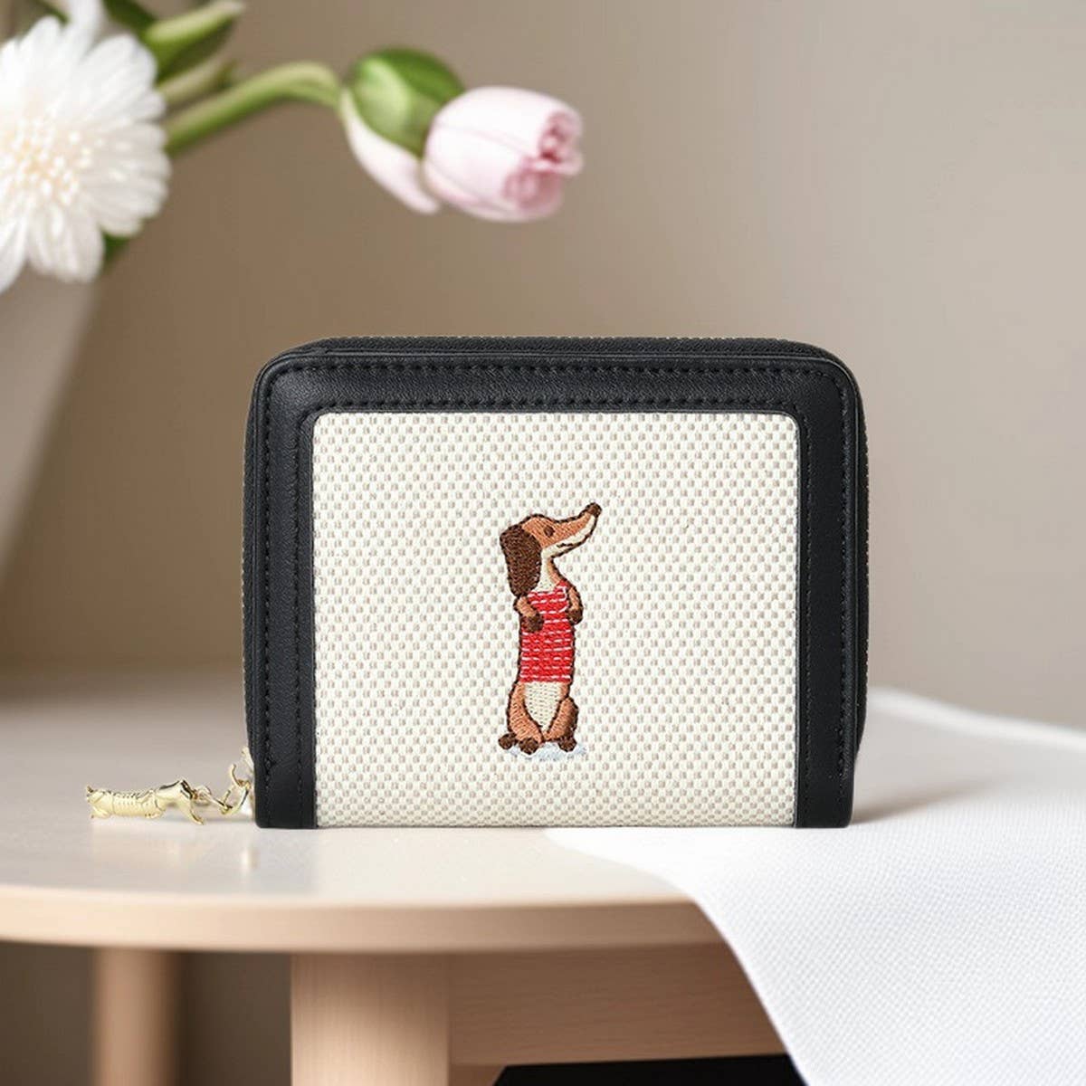 Cute Embroidered Dachshund Zip Bifold Wallet_Cwab06201