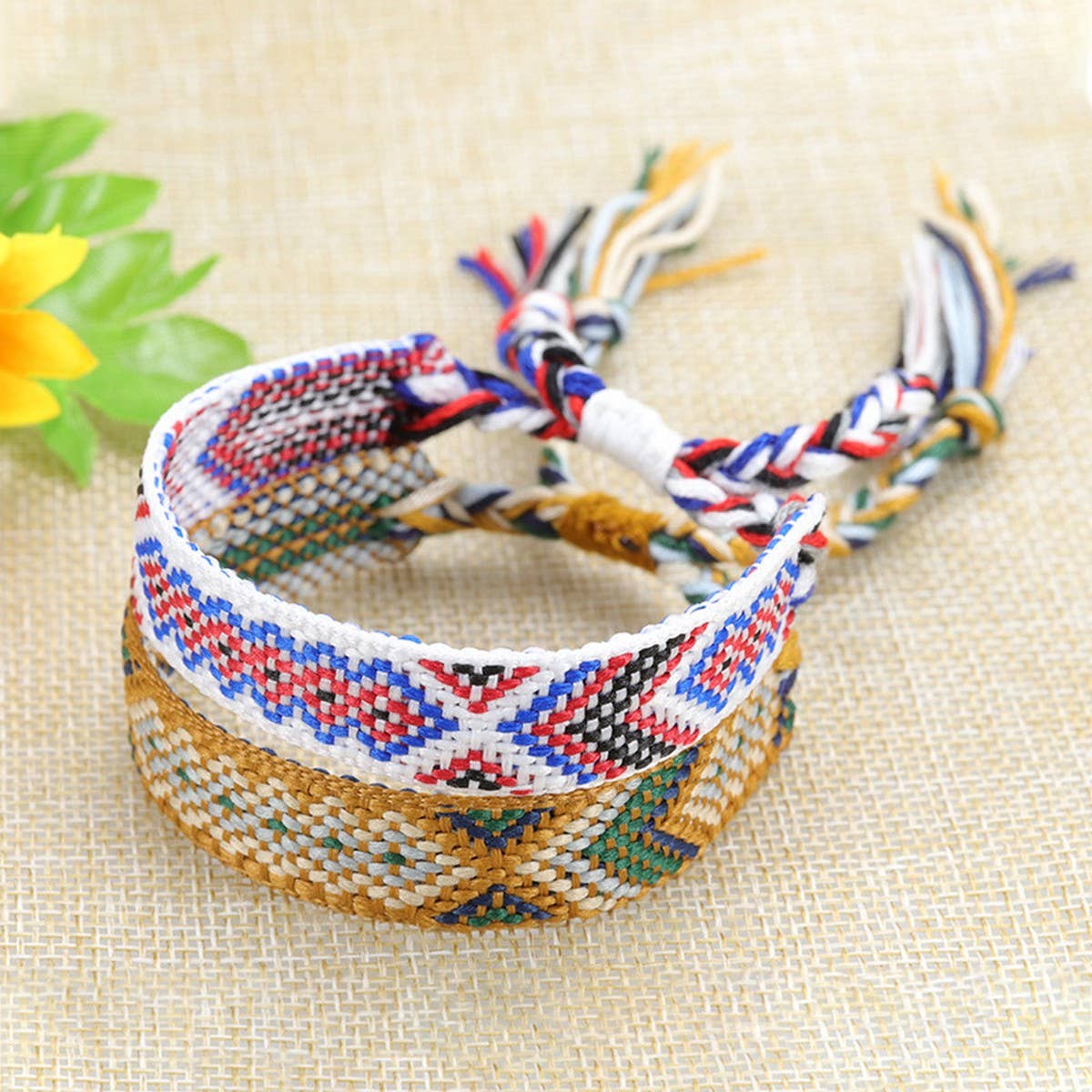 ETHNIC STYLE COLORFUL TASSEL WOVEN BRACELET_CWAJE0709