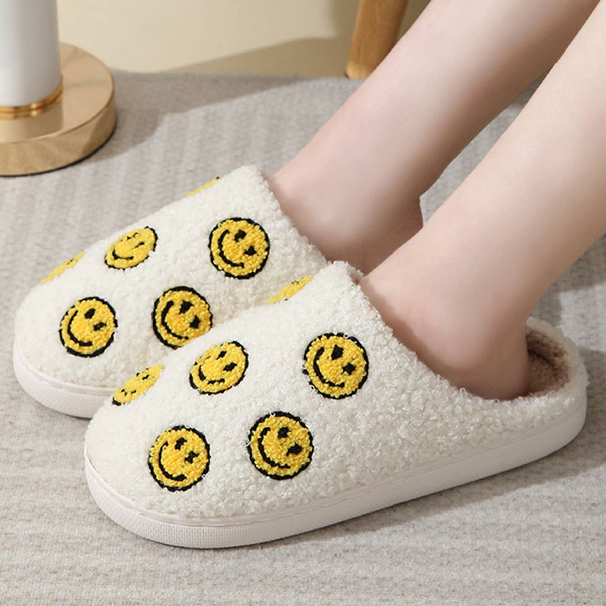 CUTE SEVEN SMILING FACE FUZZY SLIPPERS WOMEN_CWSHS0252