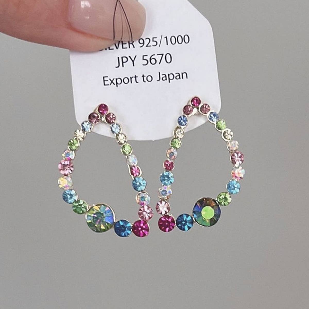 SWEET AND ELEGANT COLORED EARRINGS_CWAJE1413