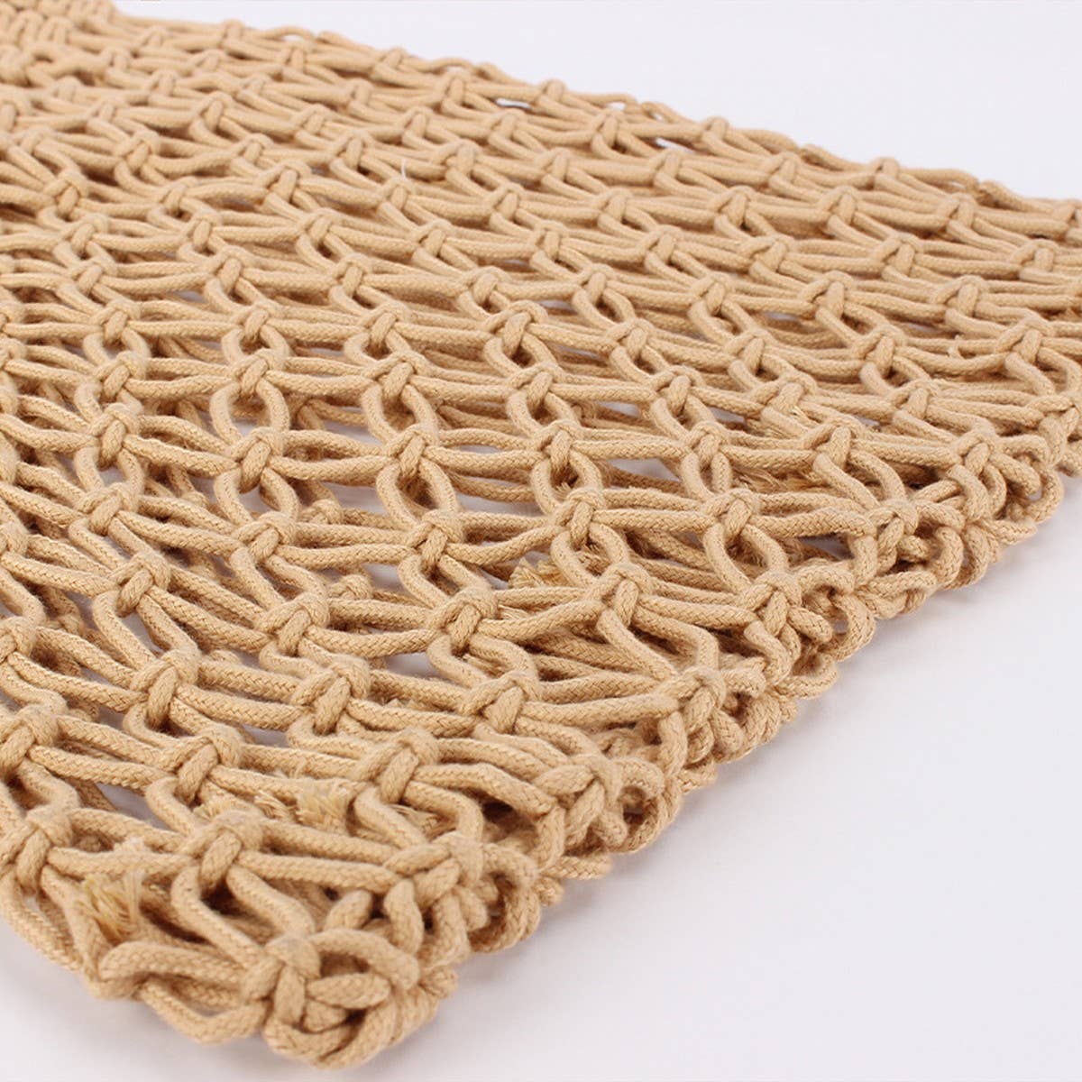 ARTISAN WOVEN BEACH TOTE LIGHTWEIGHT AND DURABLE_CWAB4672