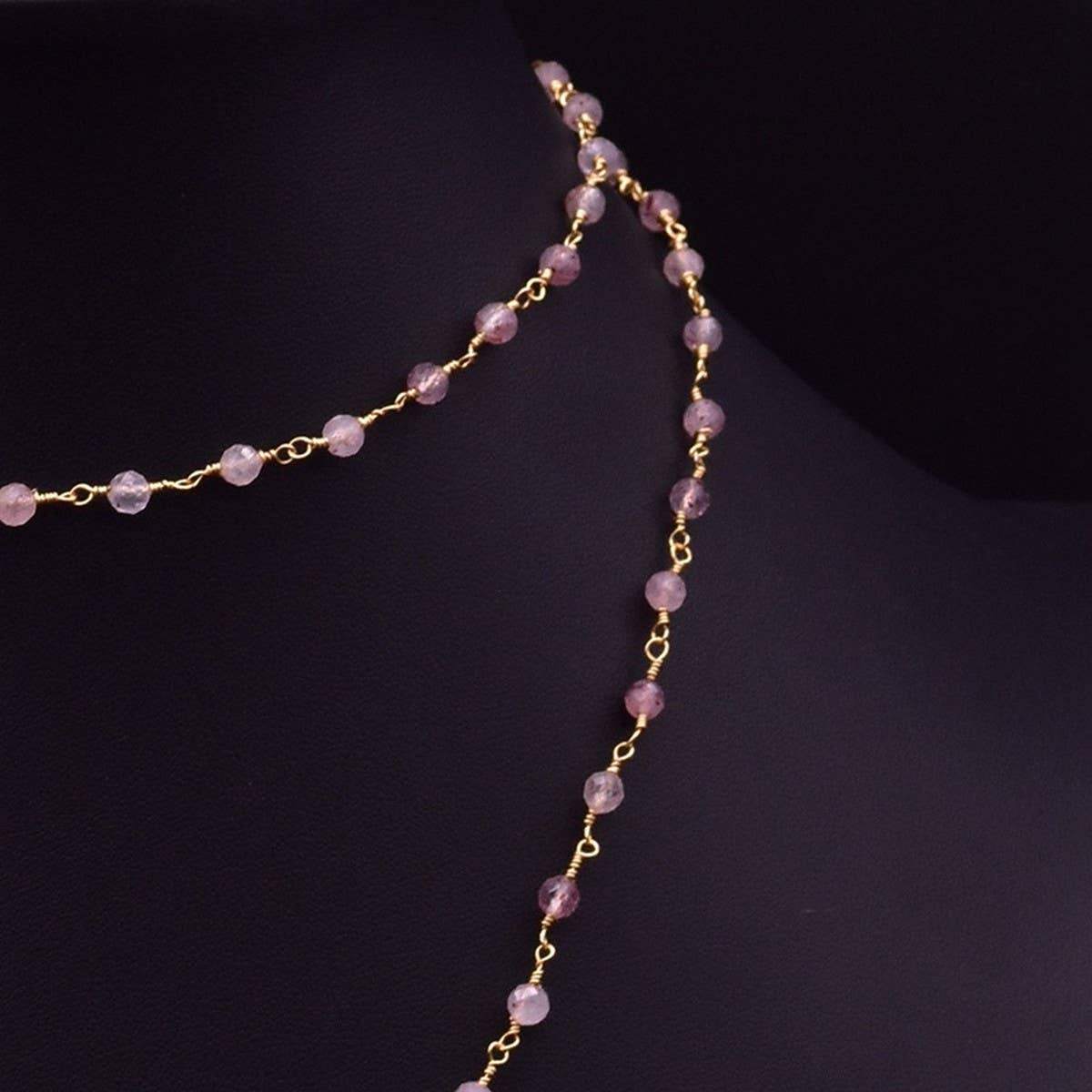 Womens Fashionable Pearl Pendant Necklace