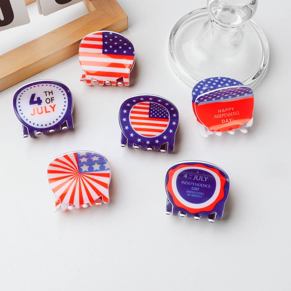 INDEPENDENCE DAY FRESH AND VERSATILE NEW HAIR CLIP_CWAHA1271