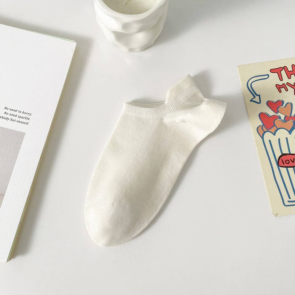 SOLID COLOR SIMPLE INVISIBLE SOCKS FOR WOMEN_CWMS2018