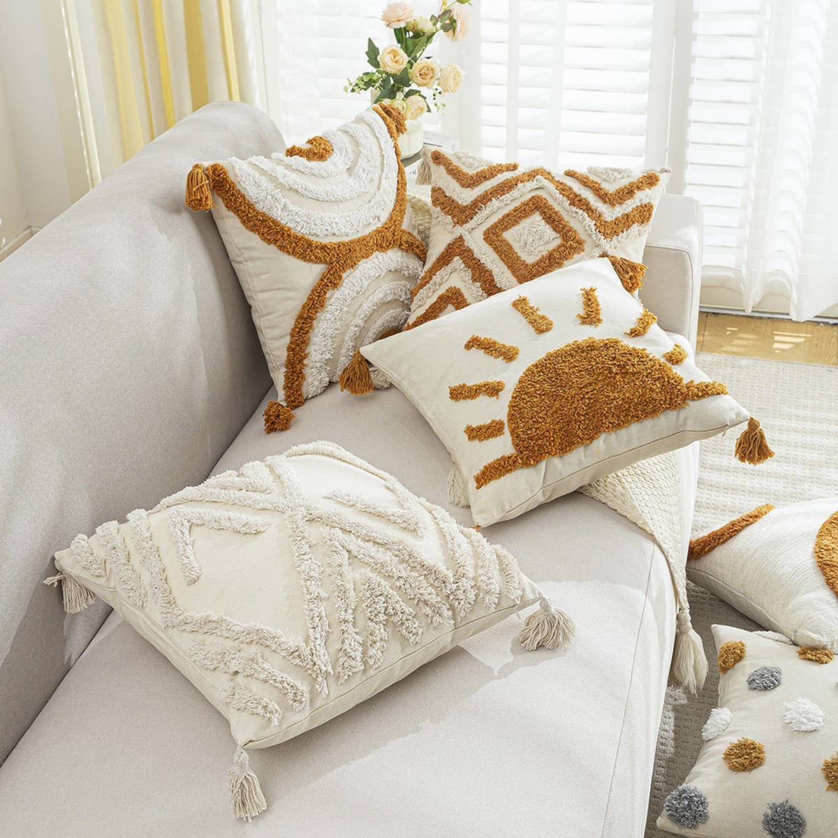 BOHO TUFTED EMBROIDERED PILLOW COVER FOR SOFA BED_CWMM7696