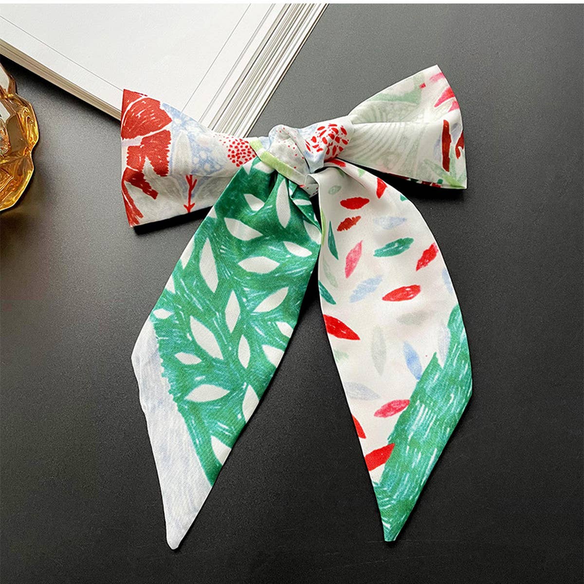 Narrow Decorative Silk Scarf With Tieable Bow_Cwasc0741