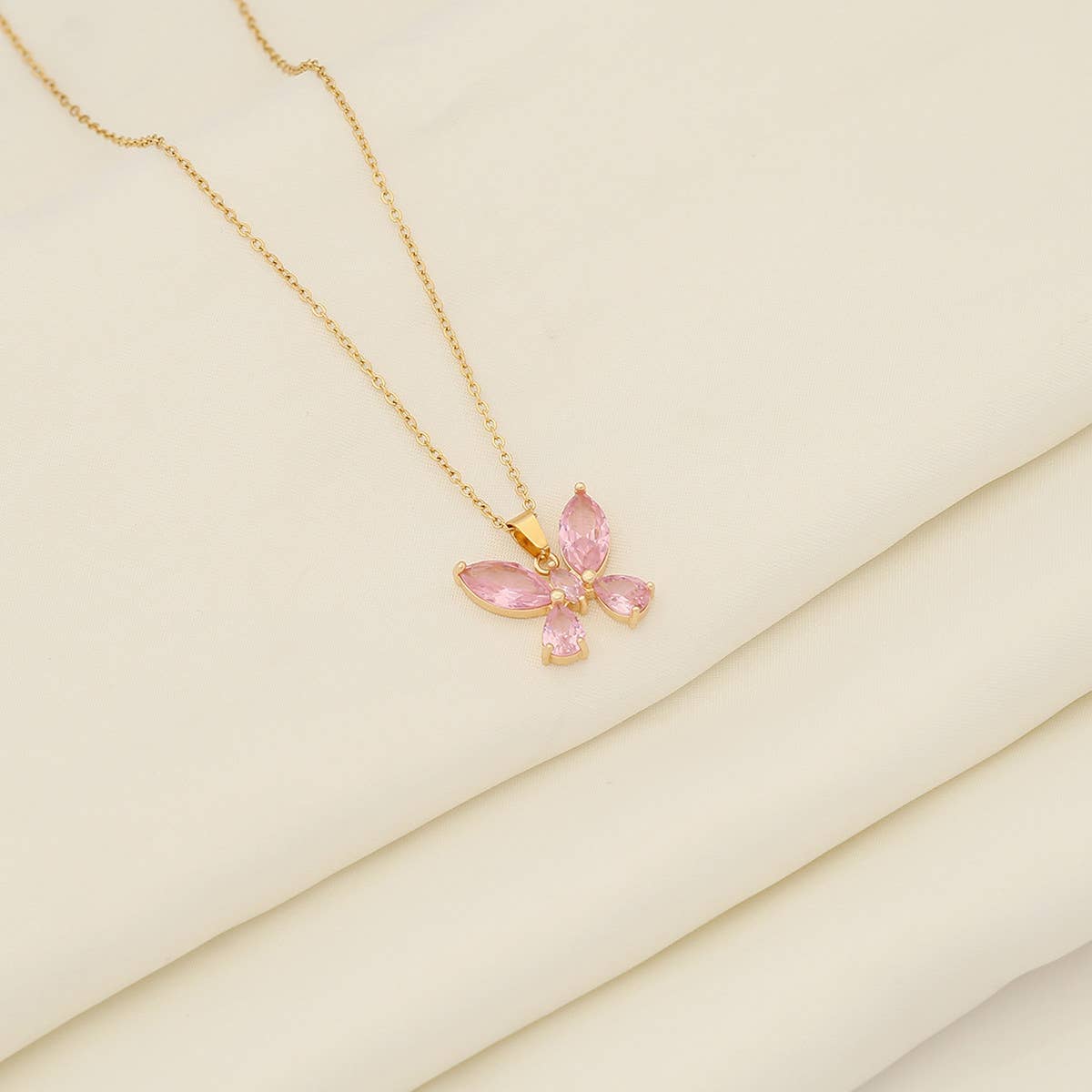 STYLISH BUTTERFLY COLLARBONE CHAIN NECKLACE_CWAHA0875
