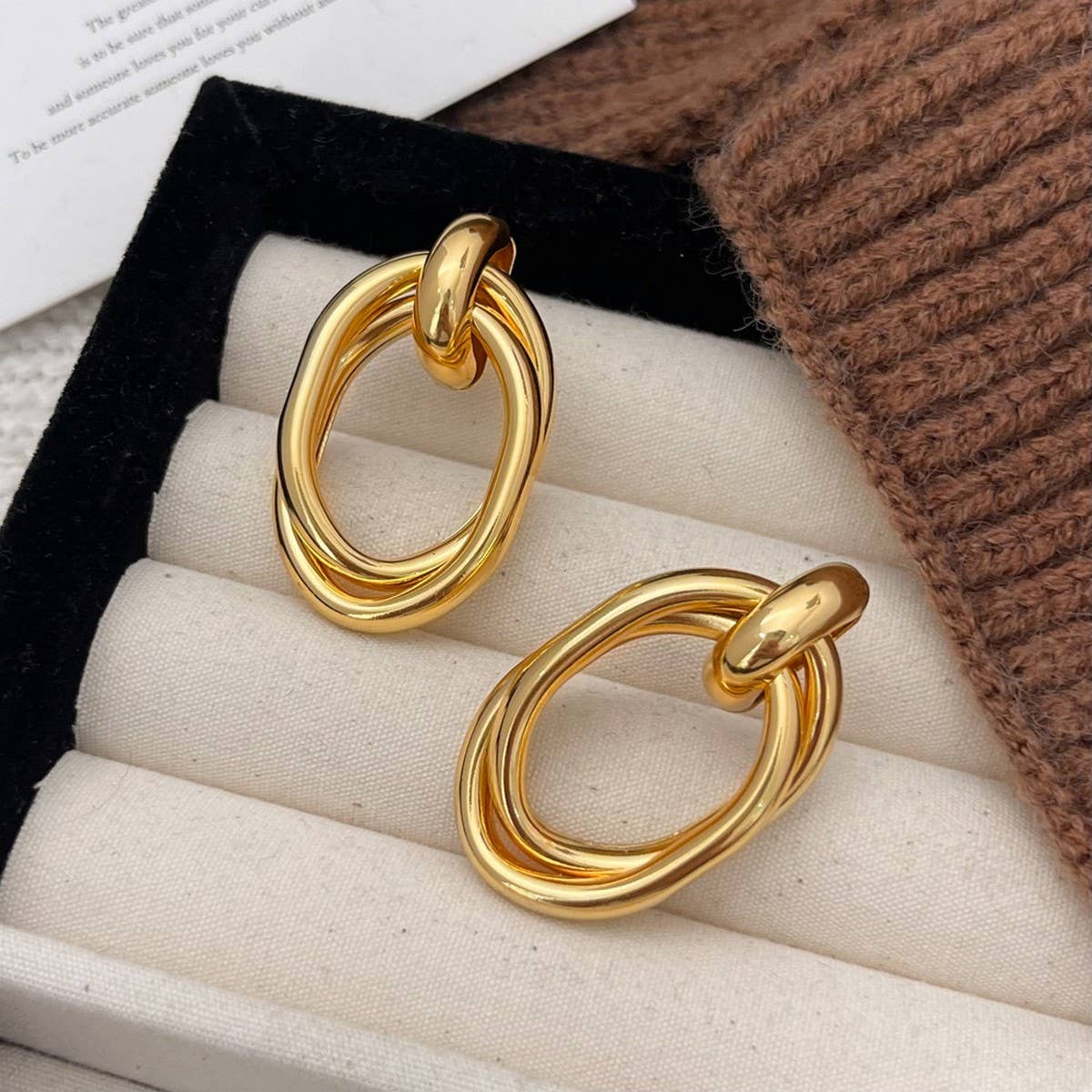 FASHIONABLE GEOMETRIC EXAGGERATED RETRO EARRINGS_CWAJE3144