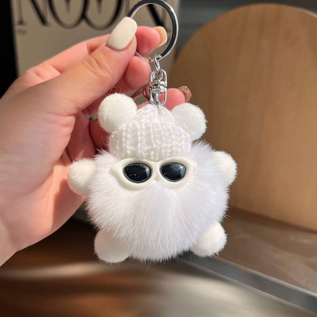 CUTE RABBIT FUR BRIQUETTES CAR KEYCHAIN PENDANT_CWMM2480