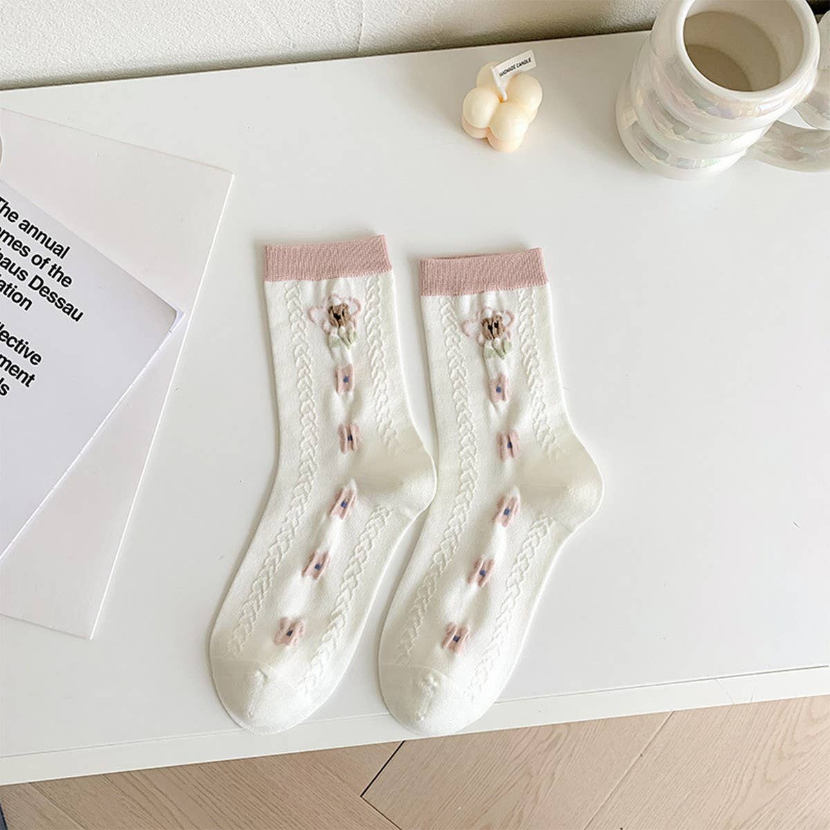 CUTE CARTOON PATTERN PURE COTTON MID CALF SOCKS_CWMS0539