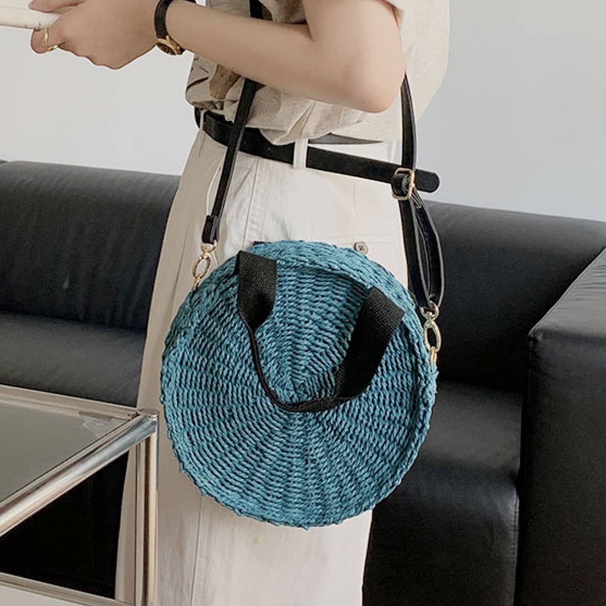 ROUND CROSSBODY BEACH STRAW BAG_CWAB1875
