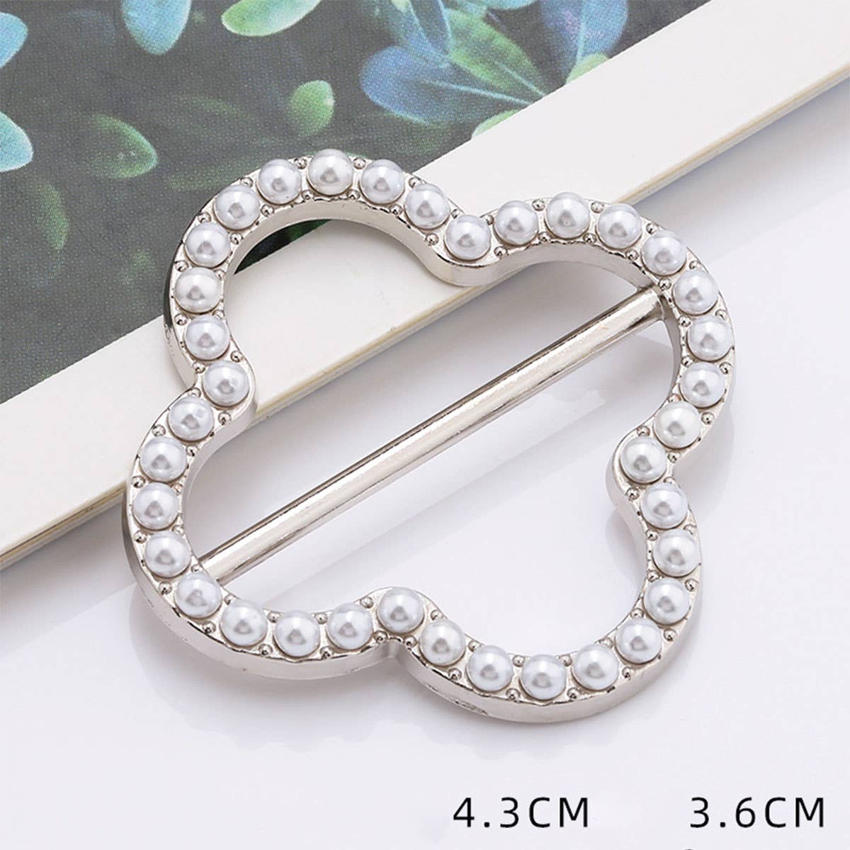 FOUR LEAF CLOVER PEARL WITH DIAMONDS SCARF RING_CWMM2126