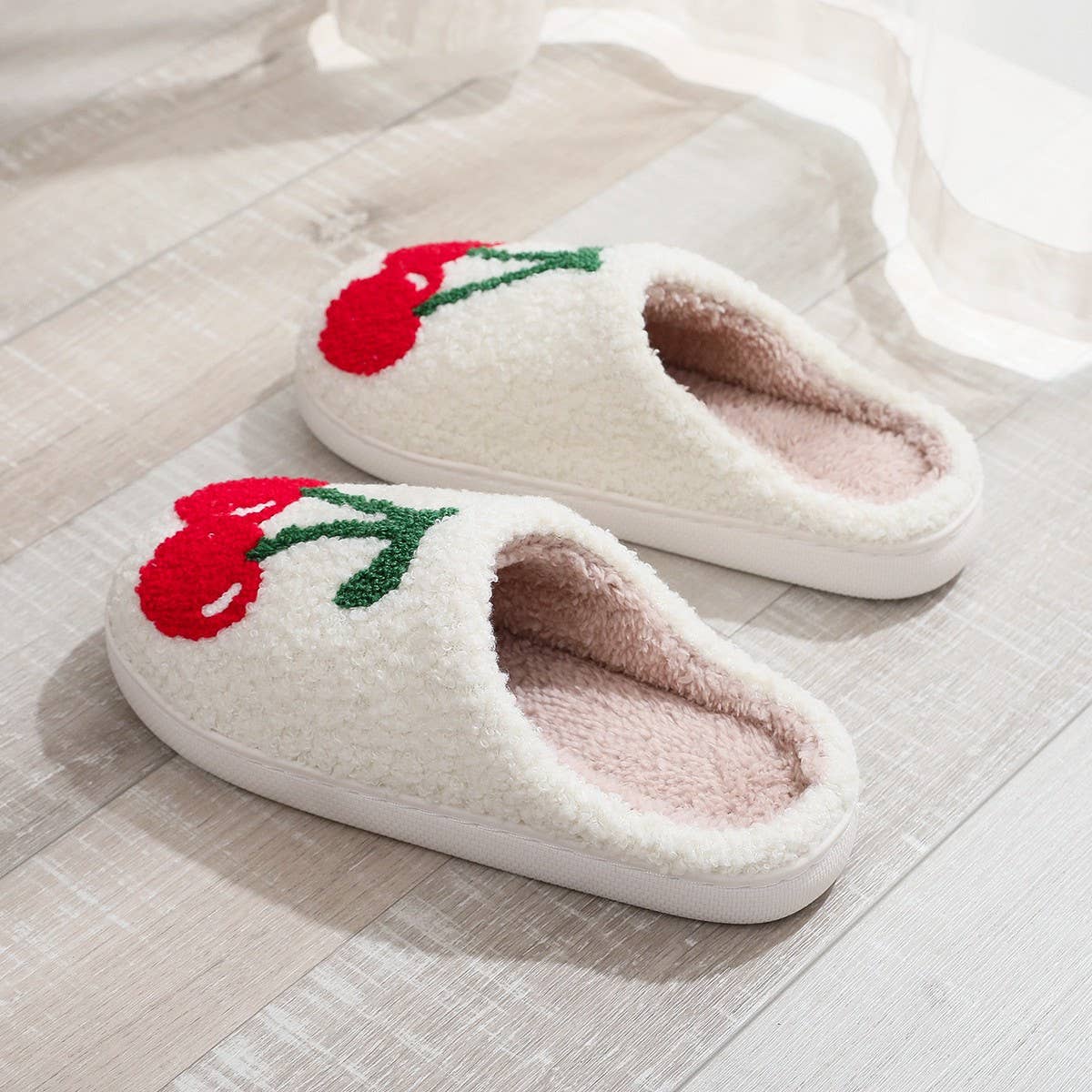CUTE CHERRY EMBROIDERED COTTON SLIPPERS_CWSHS0453