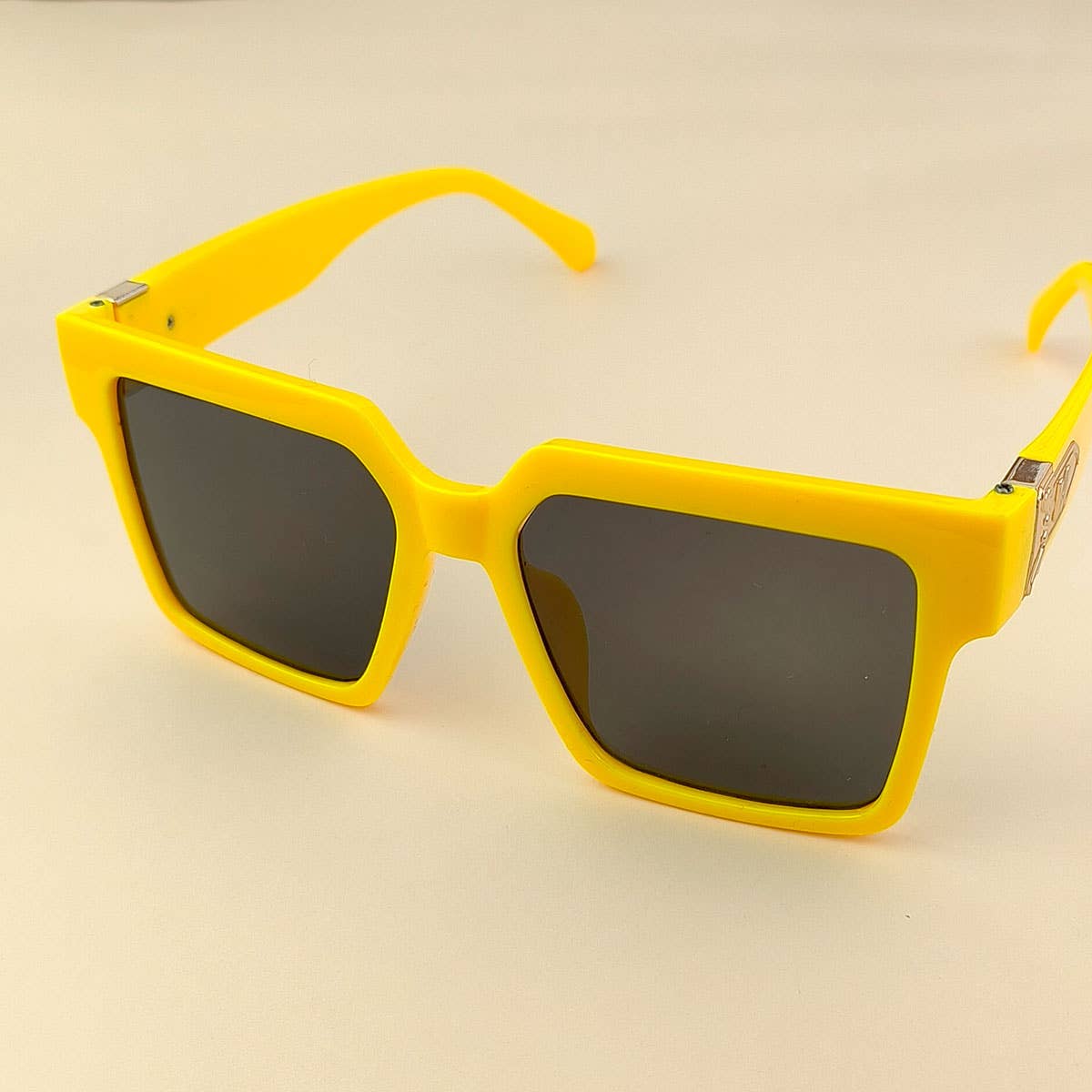 BOX RETRO SUNGLASSES_CWASG0133